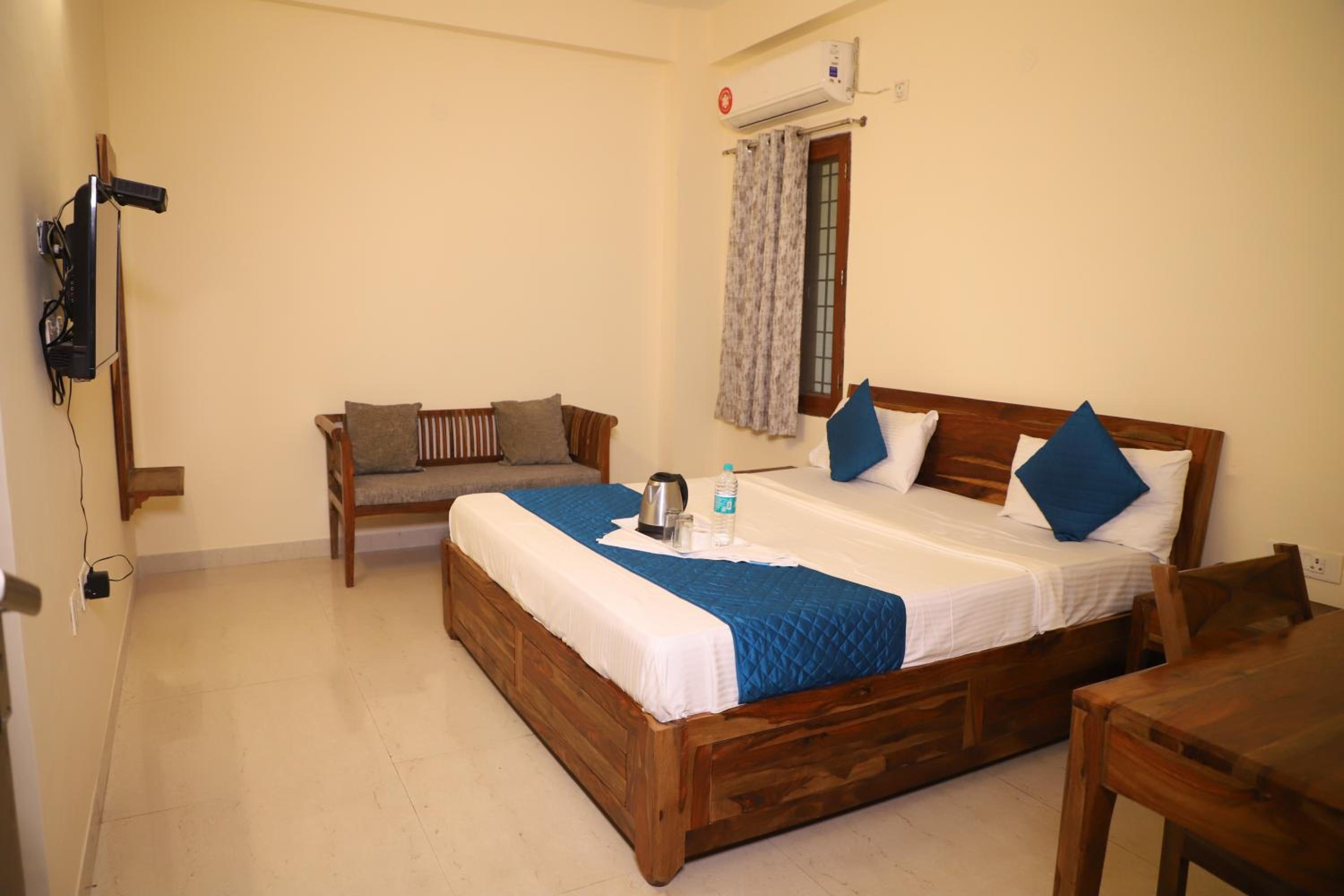 Deluxe Double Room - Photo 2