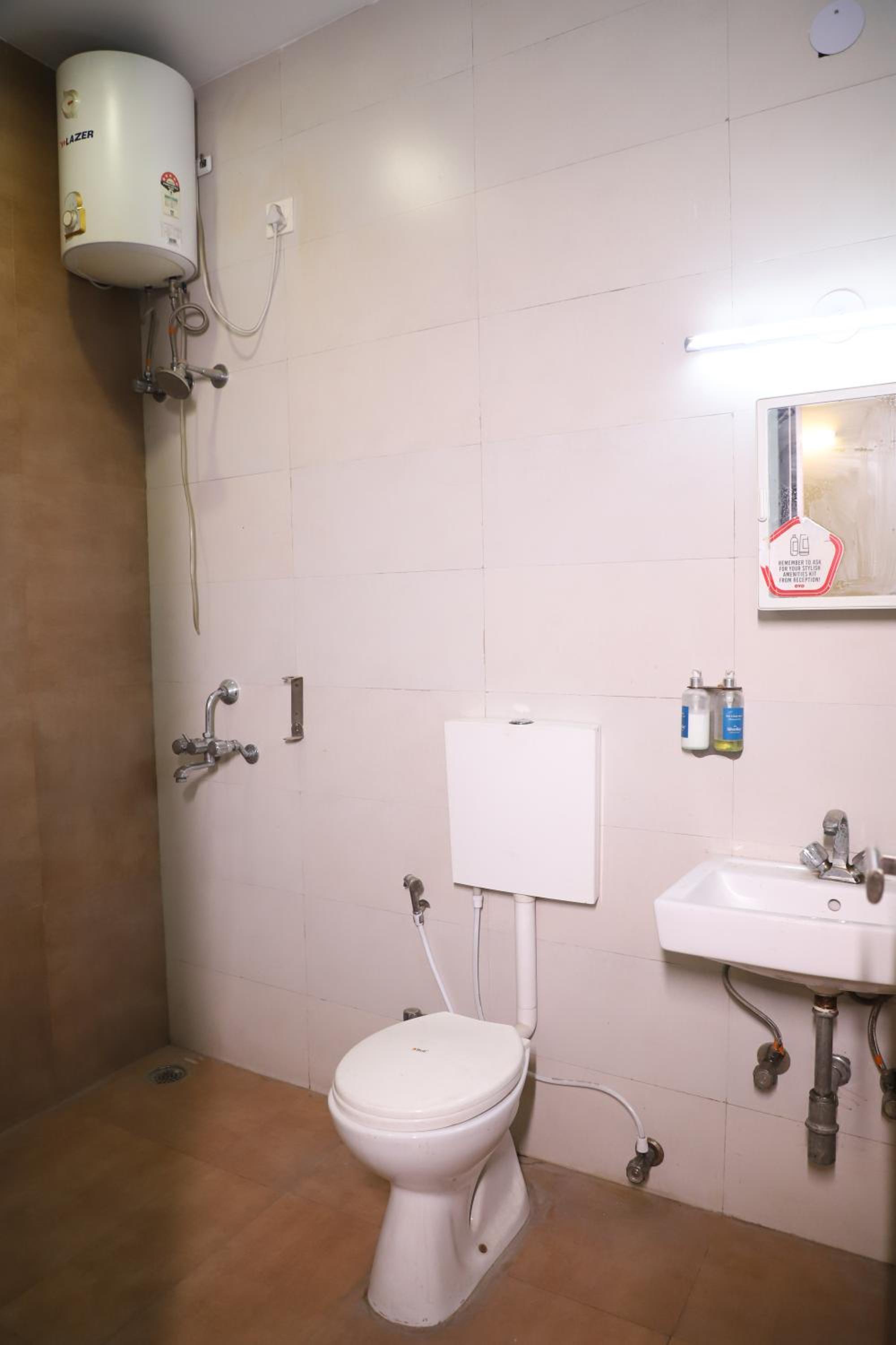 Deluxe Double Room - Photo 7