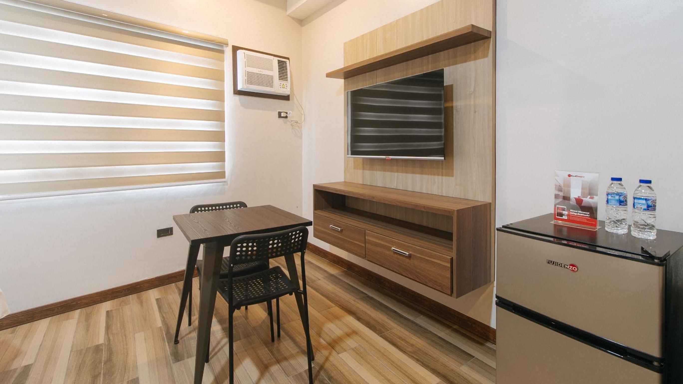 Twin Room - Photo 6