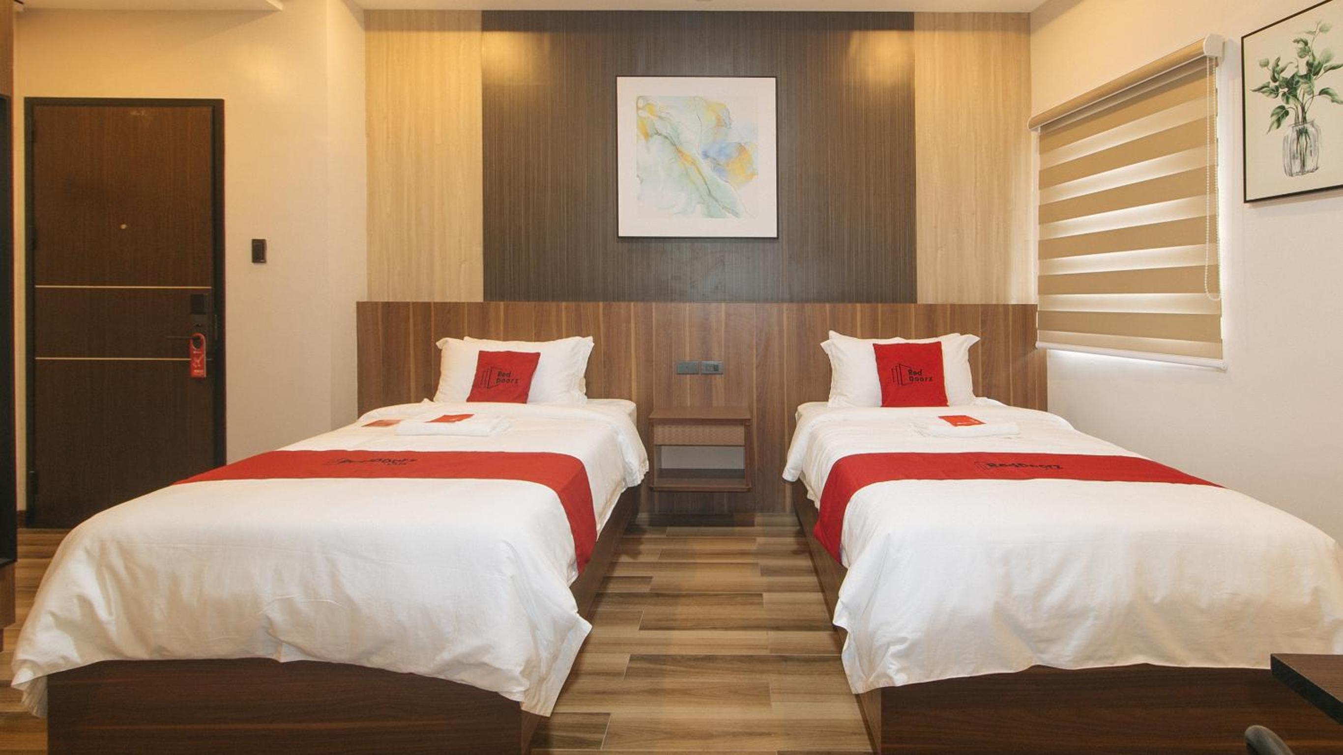 Twin Room - Photo 1