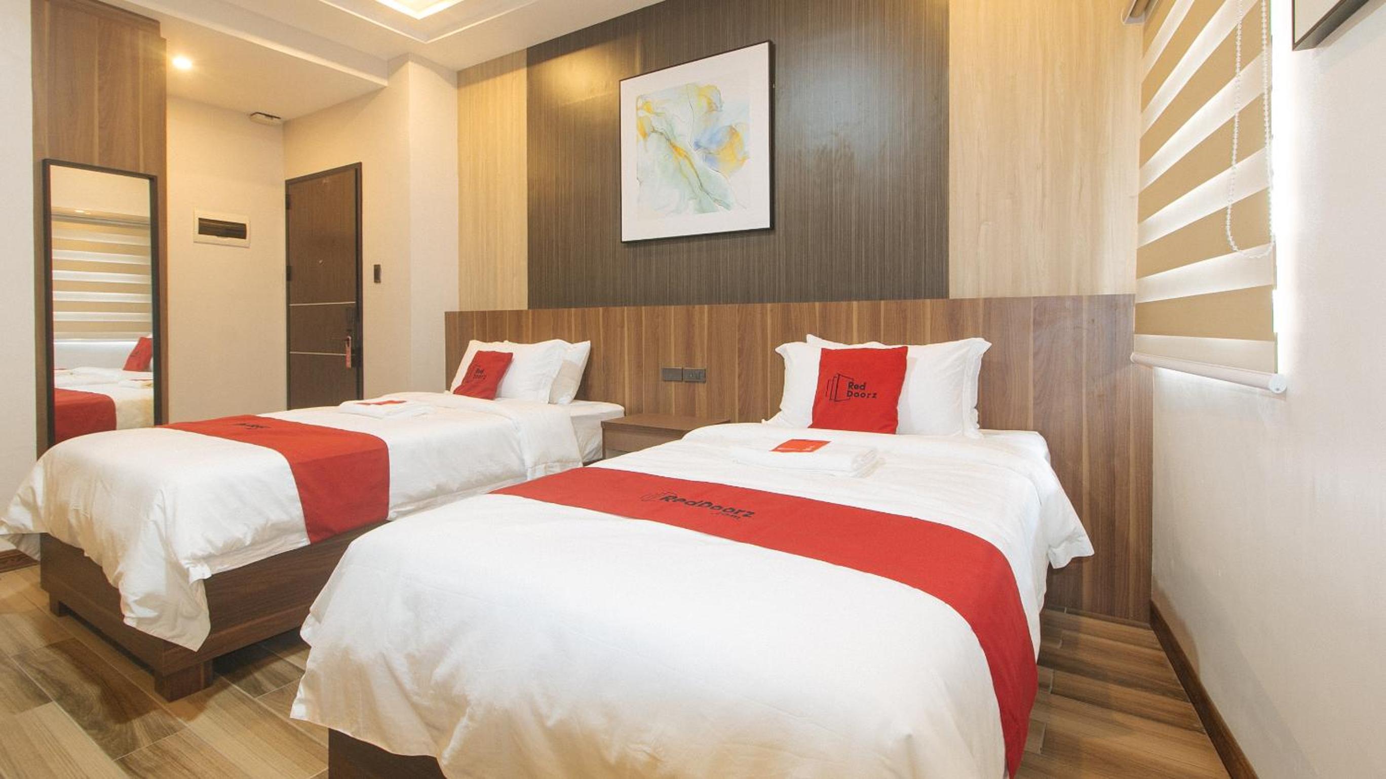Twin Room - Photo 4