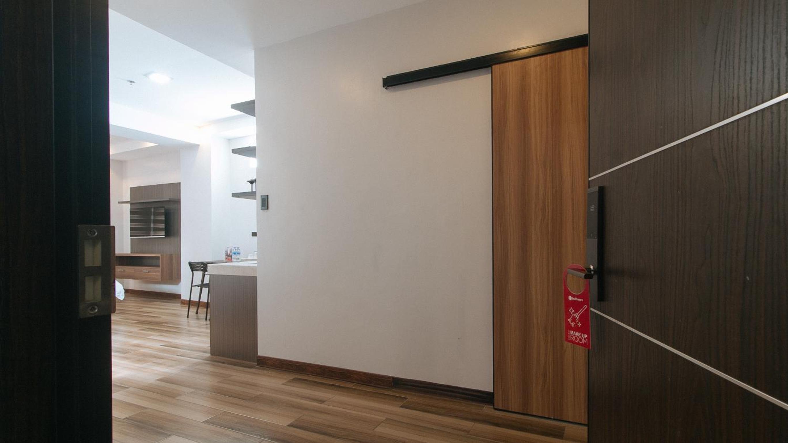 Deluxe Twin Room - Photo 6