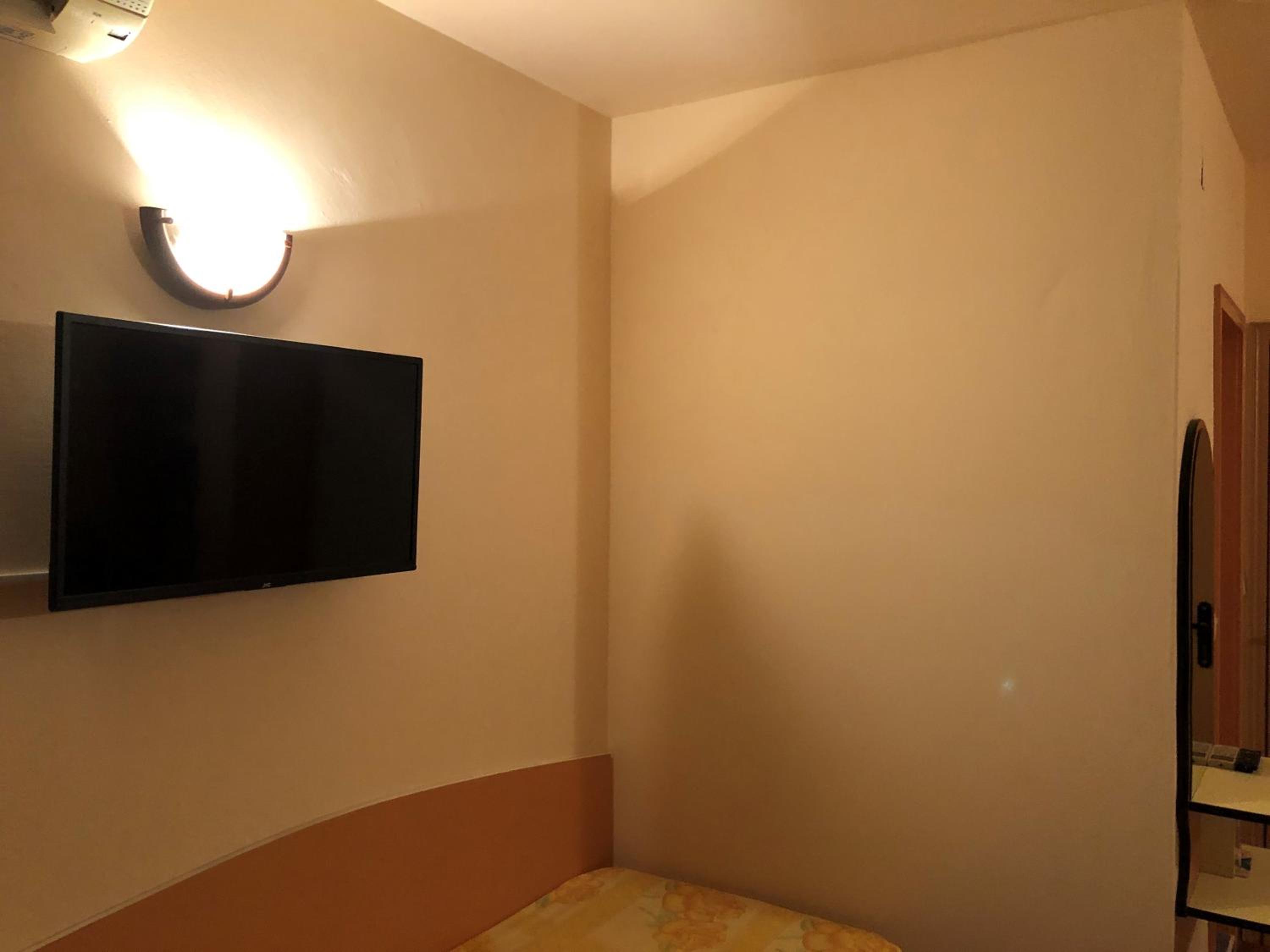 Double or Twin Room with Sea View photo 3