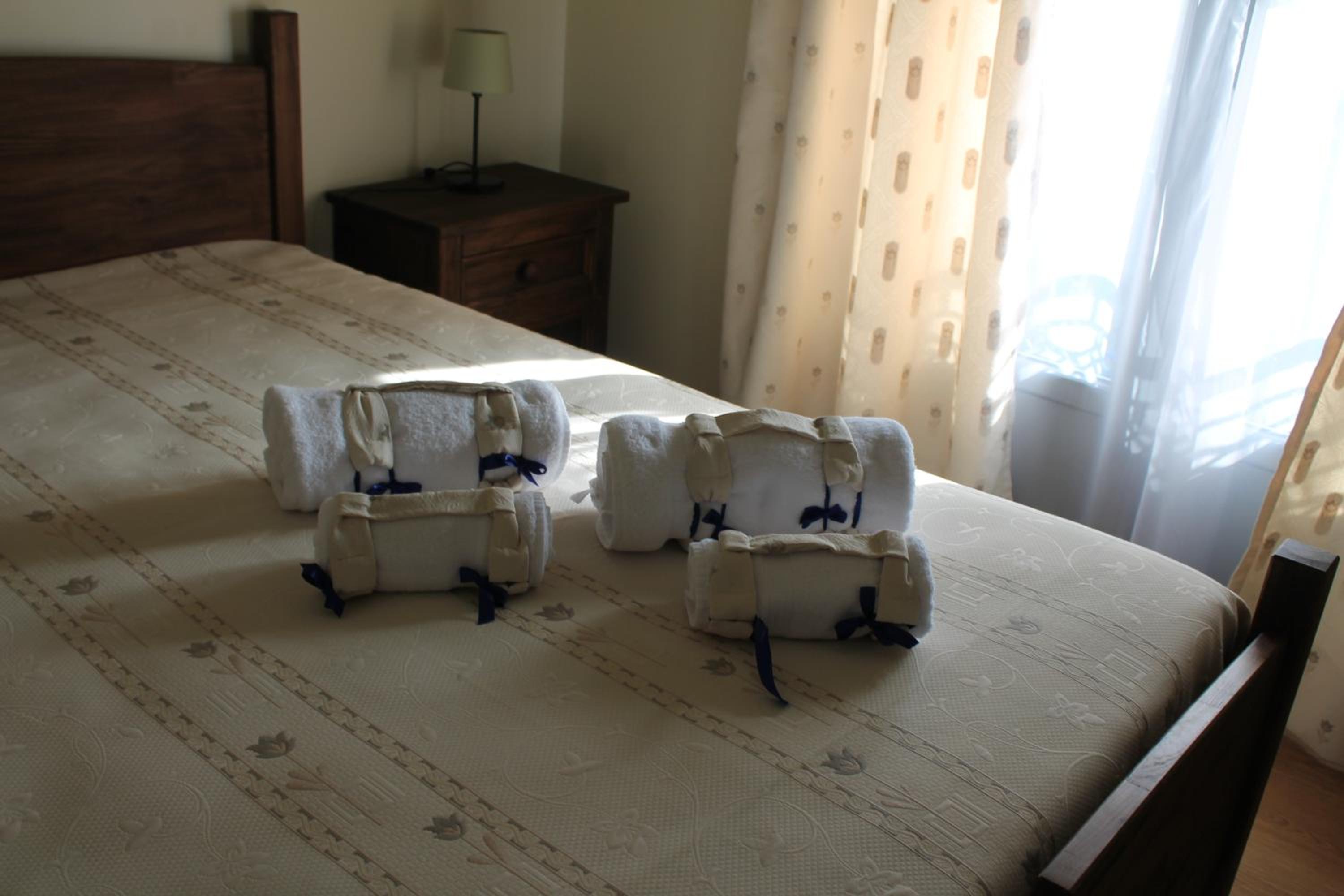Double Room with Balcony - Photo 7