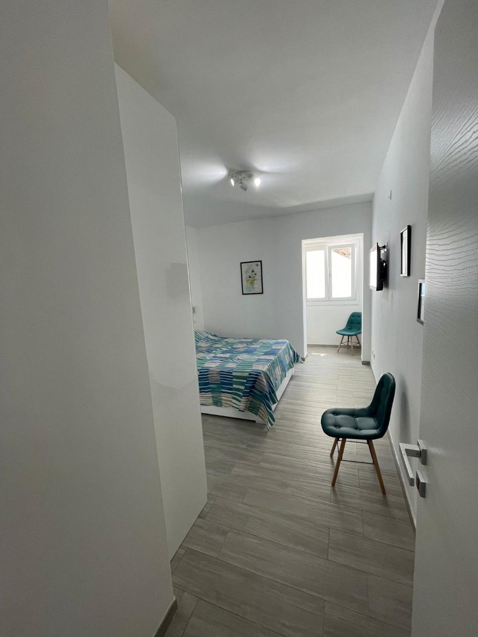 Double Room With Private Bathroom photo 1