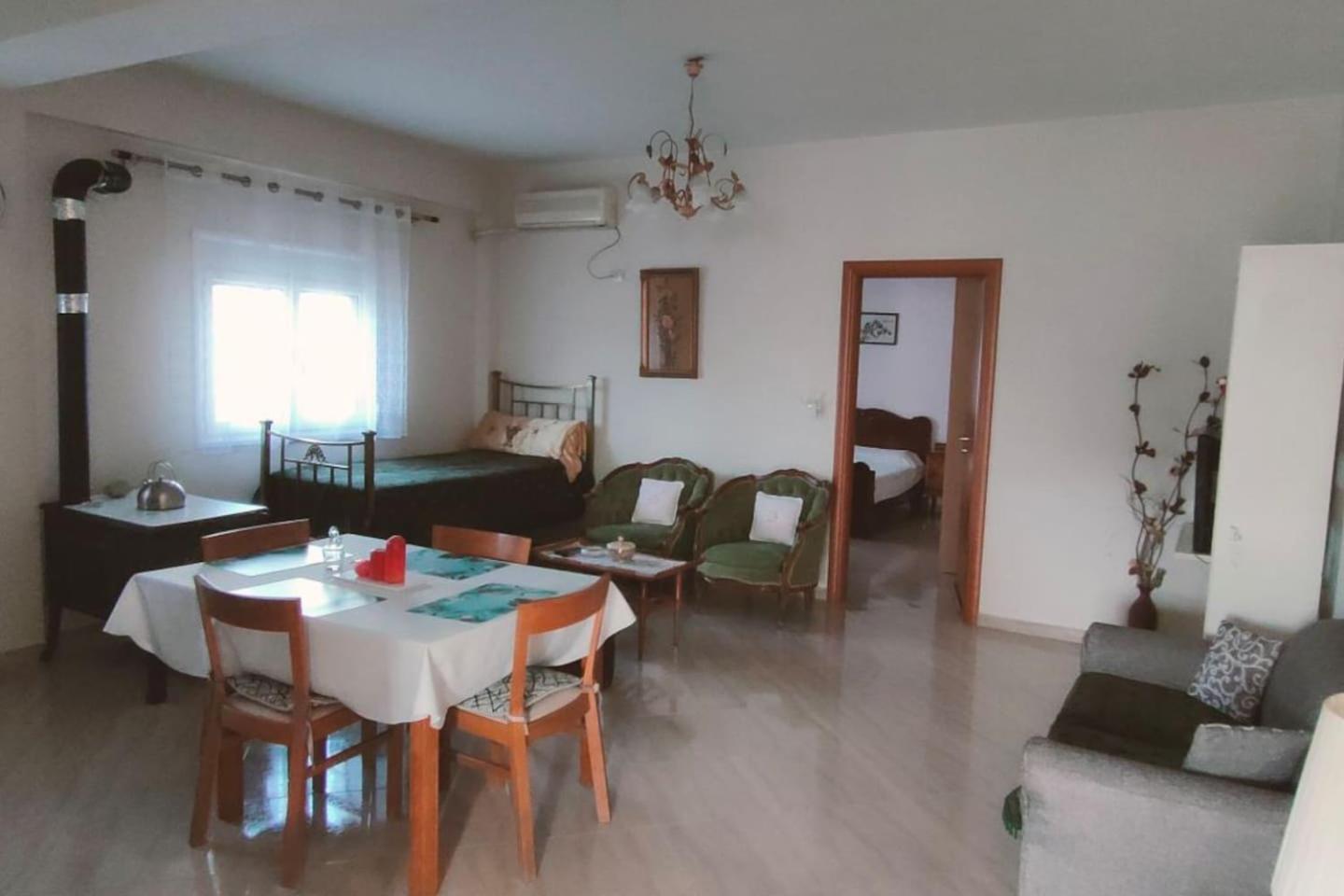 Two-Bedroom House photo 2