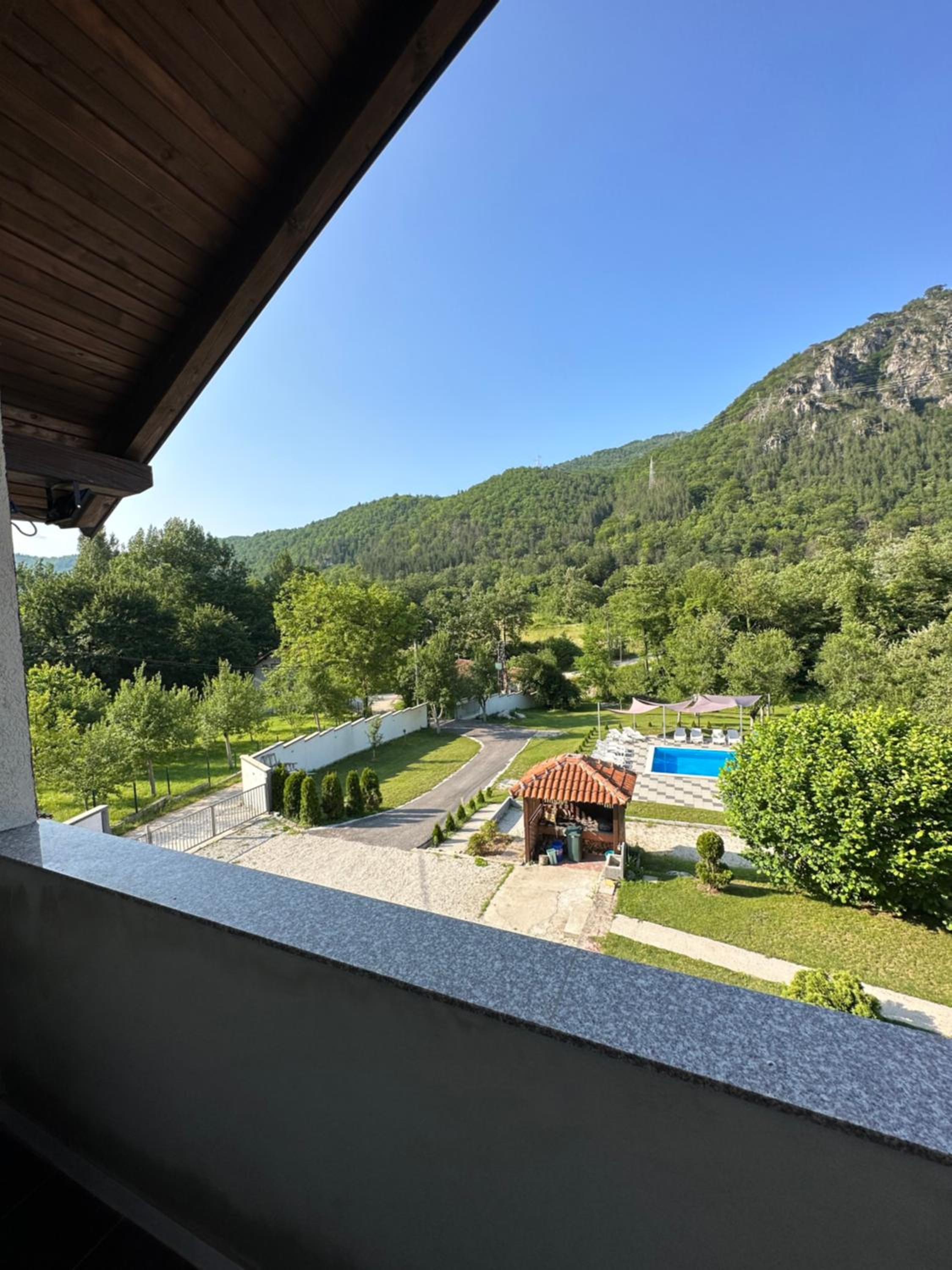 Apartment with Pool View  photo 2
