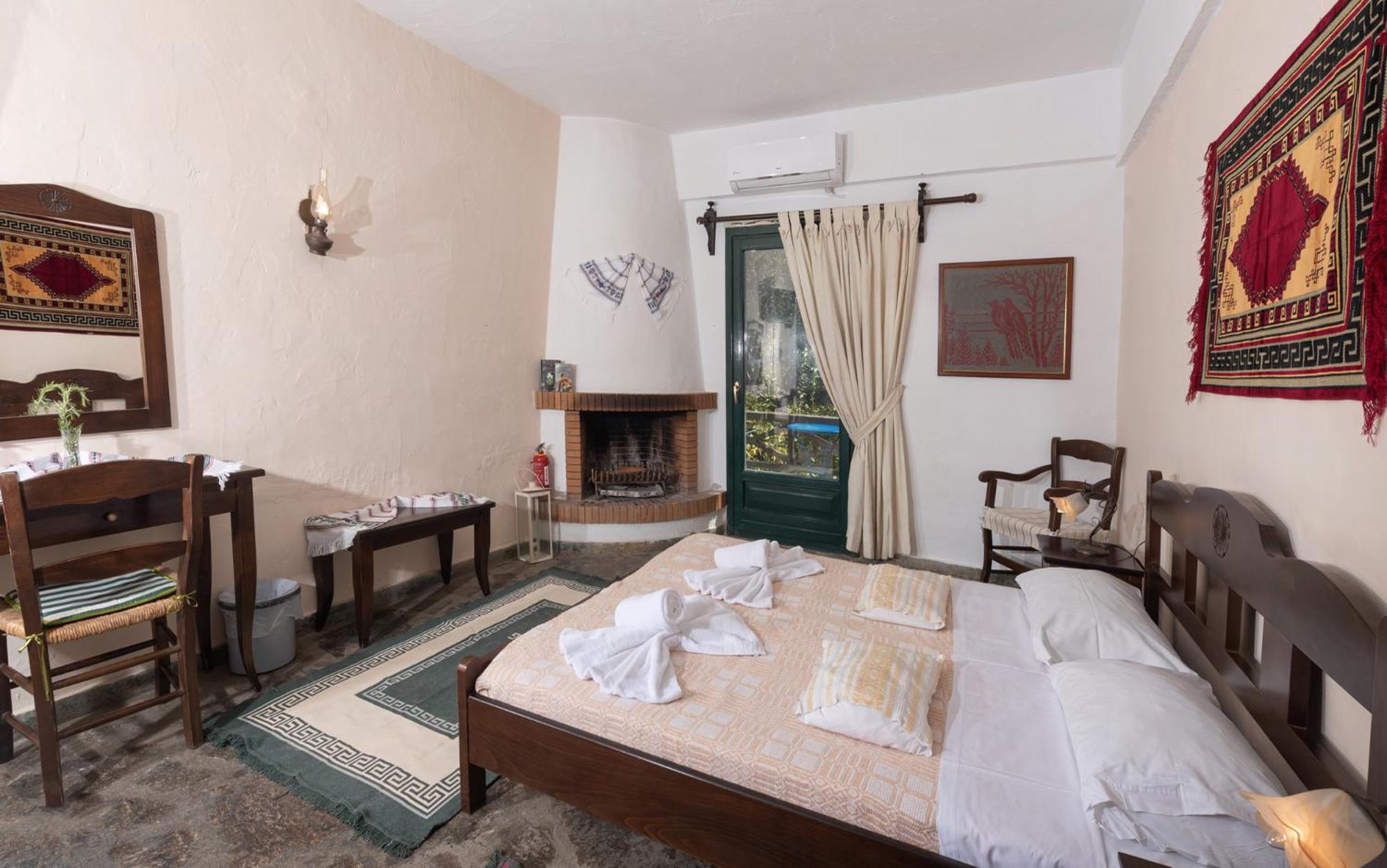 Single Room - Photo 1