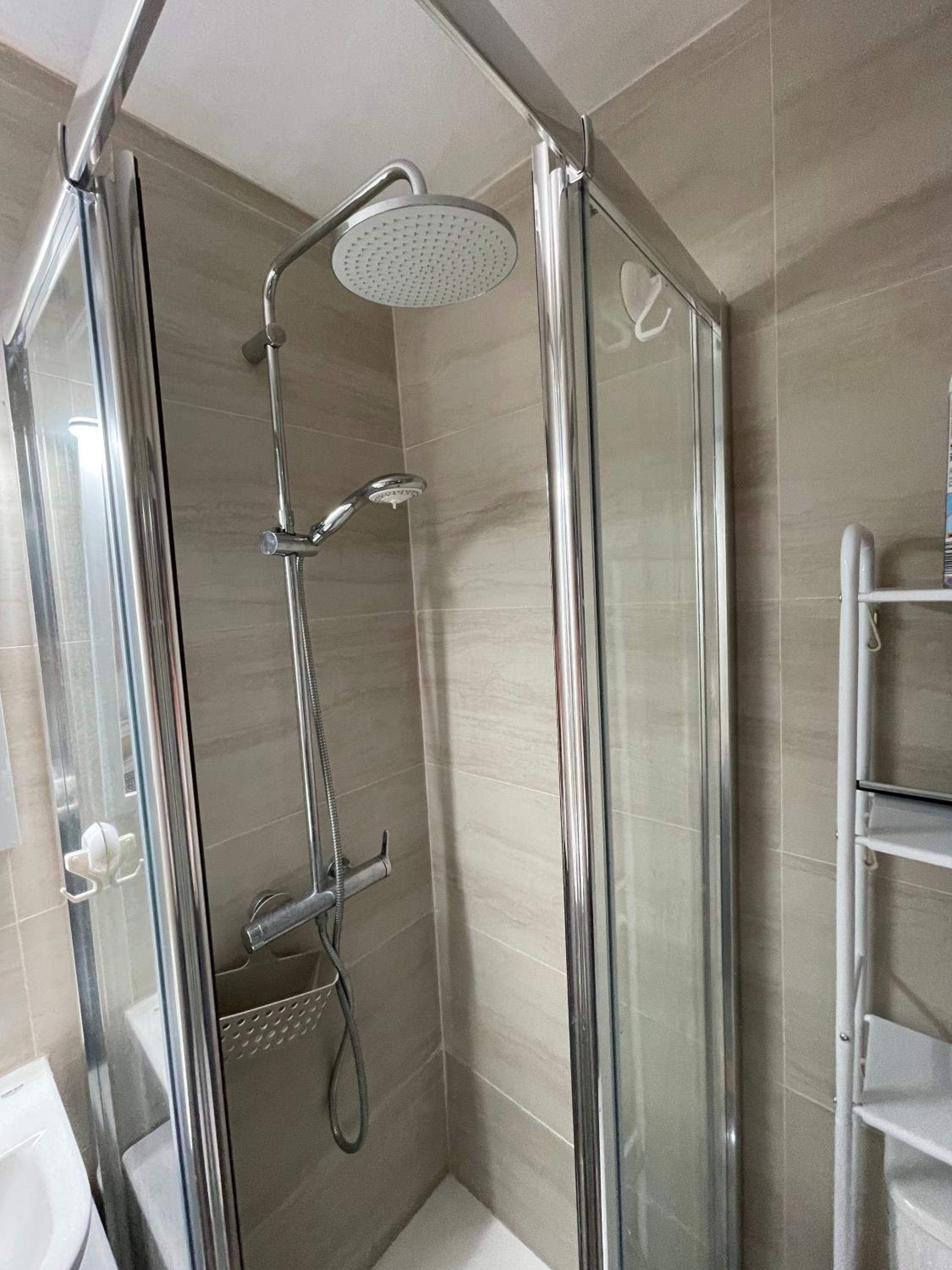 Deluxe Double Or Twin Room photo 3