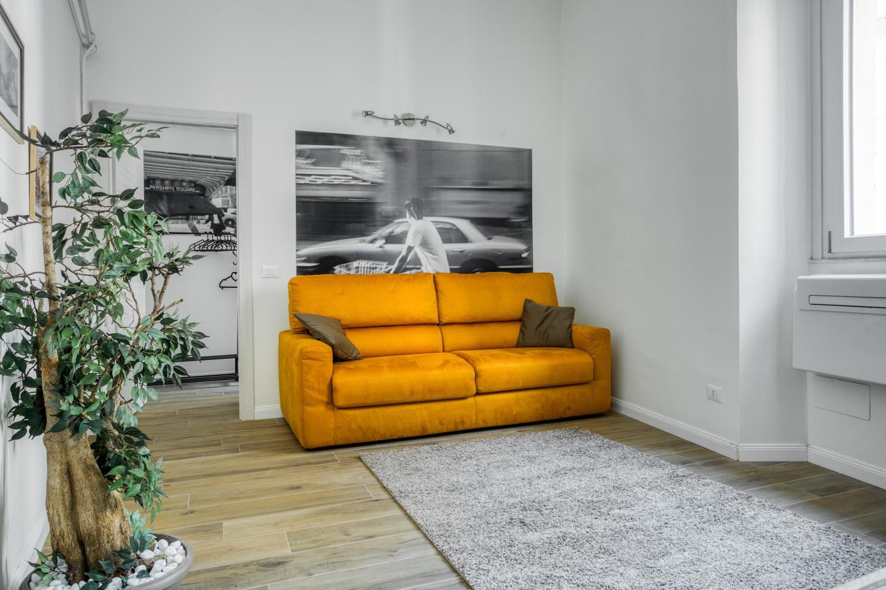 Deluxe Apartment
