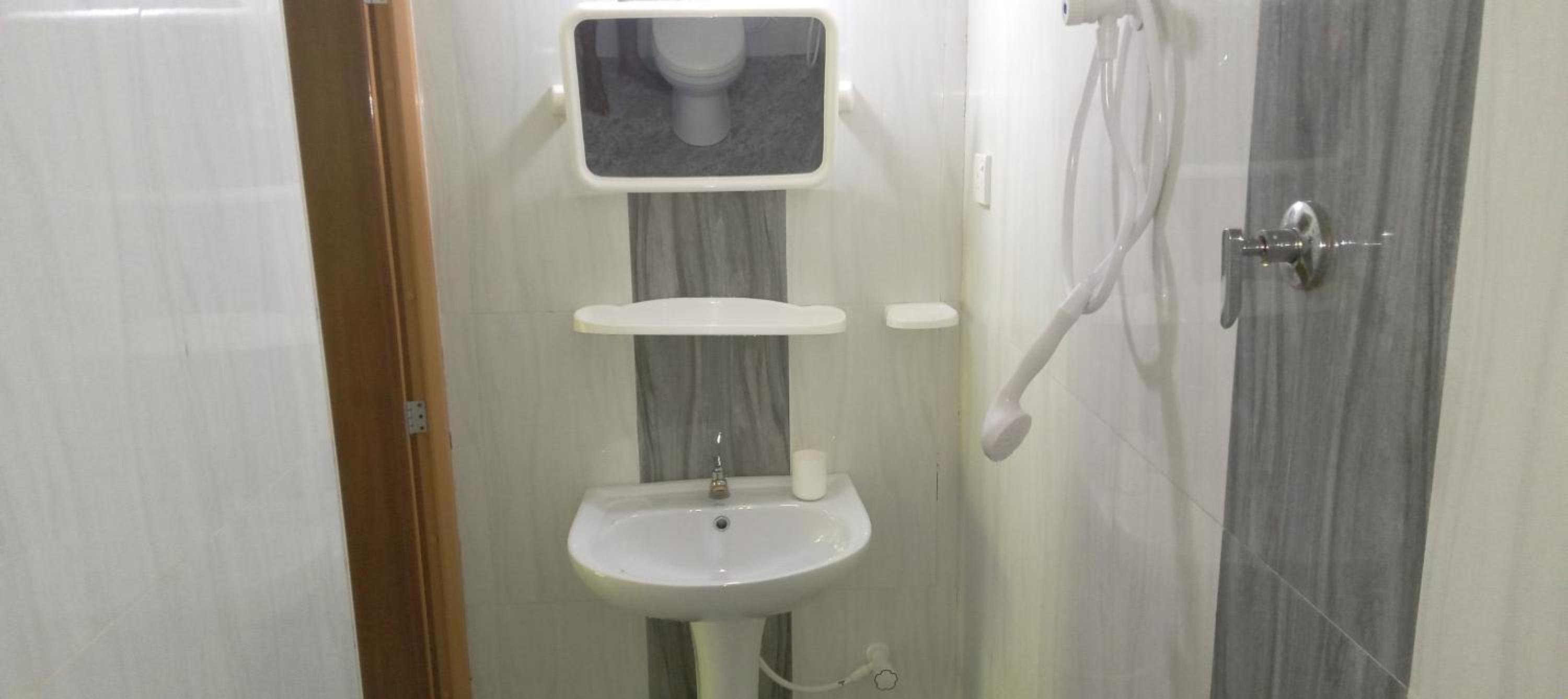 Budget Single Room photo 3