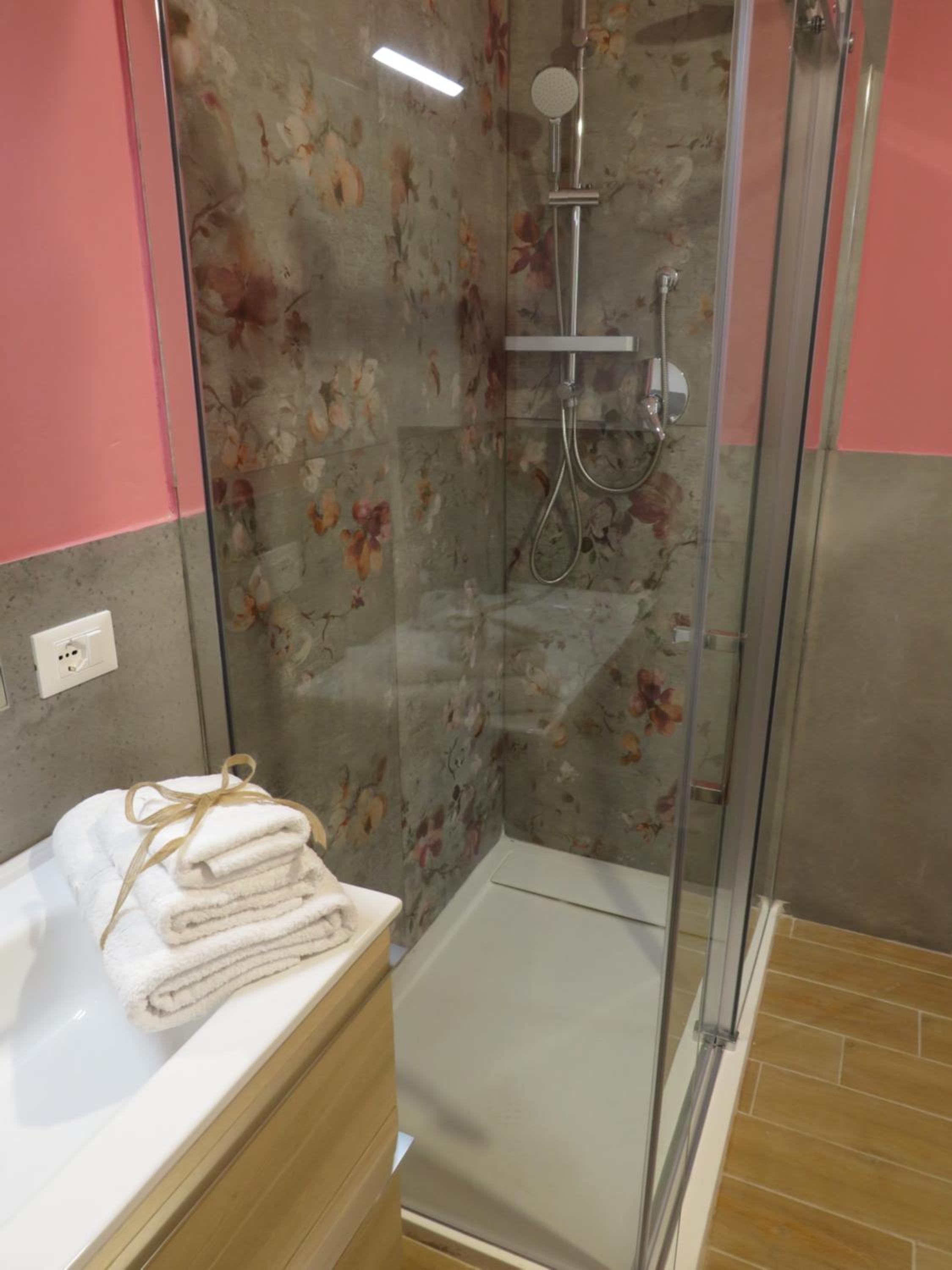Triple Room with Private Bathroom photo 3