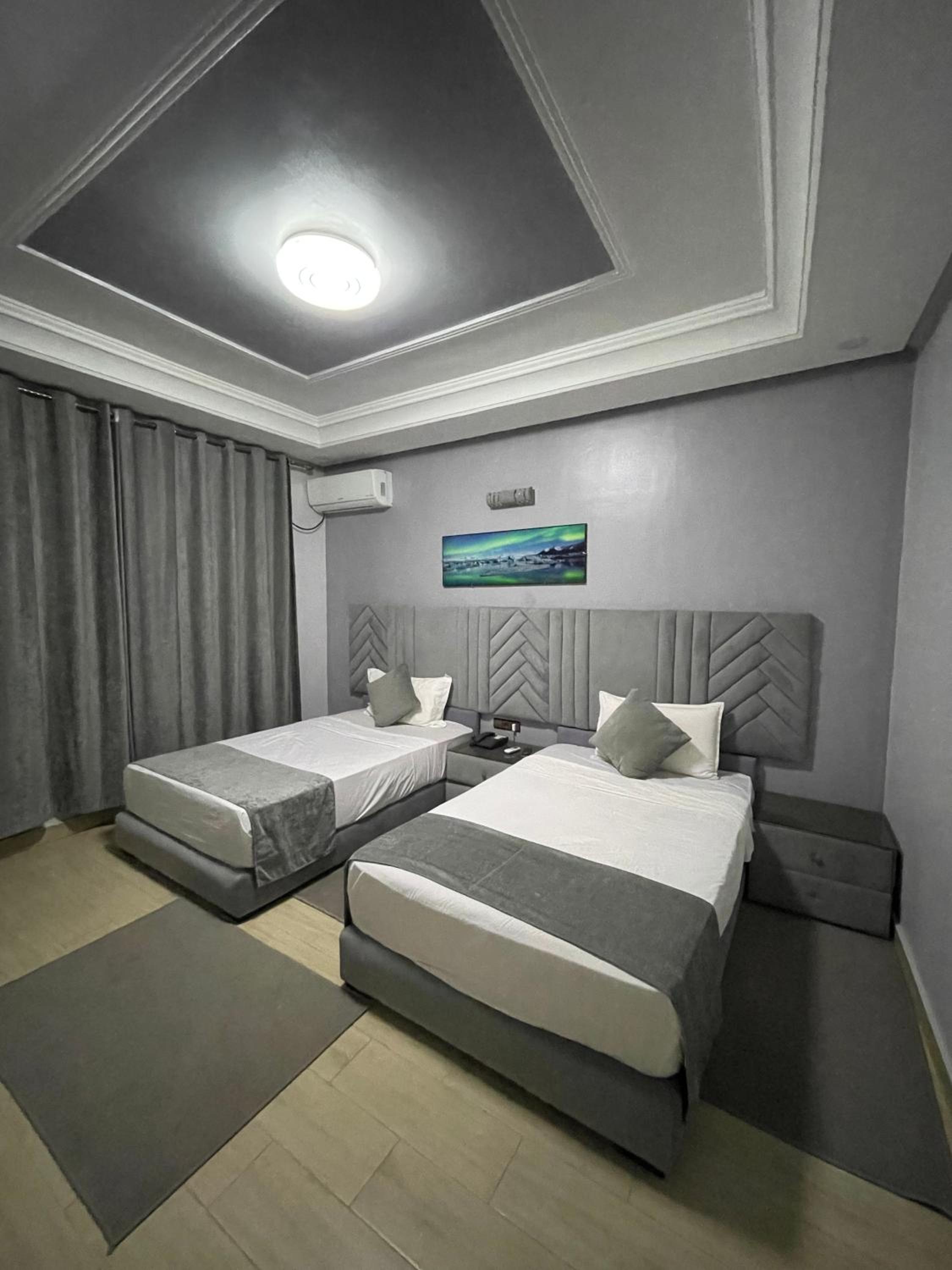 Single Room - Disability Access photo 2