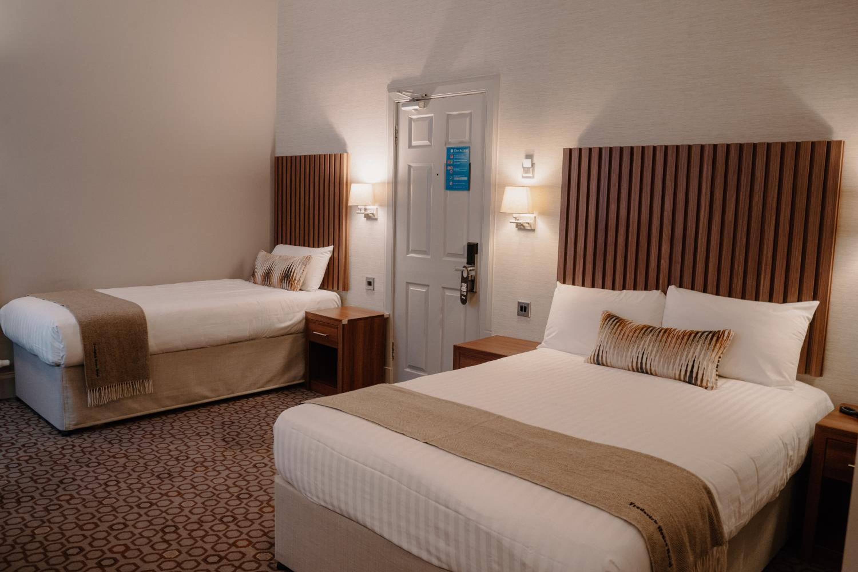 Triple Room - Photo 2