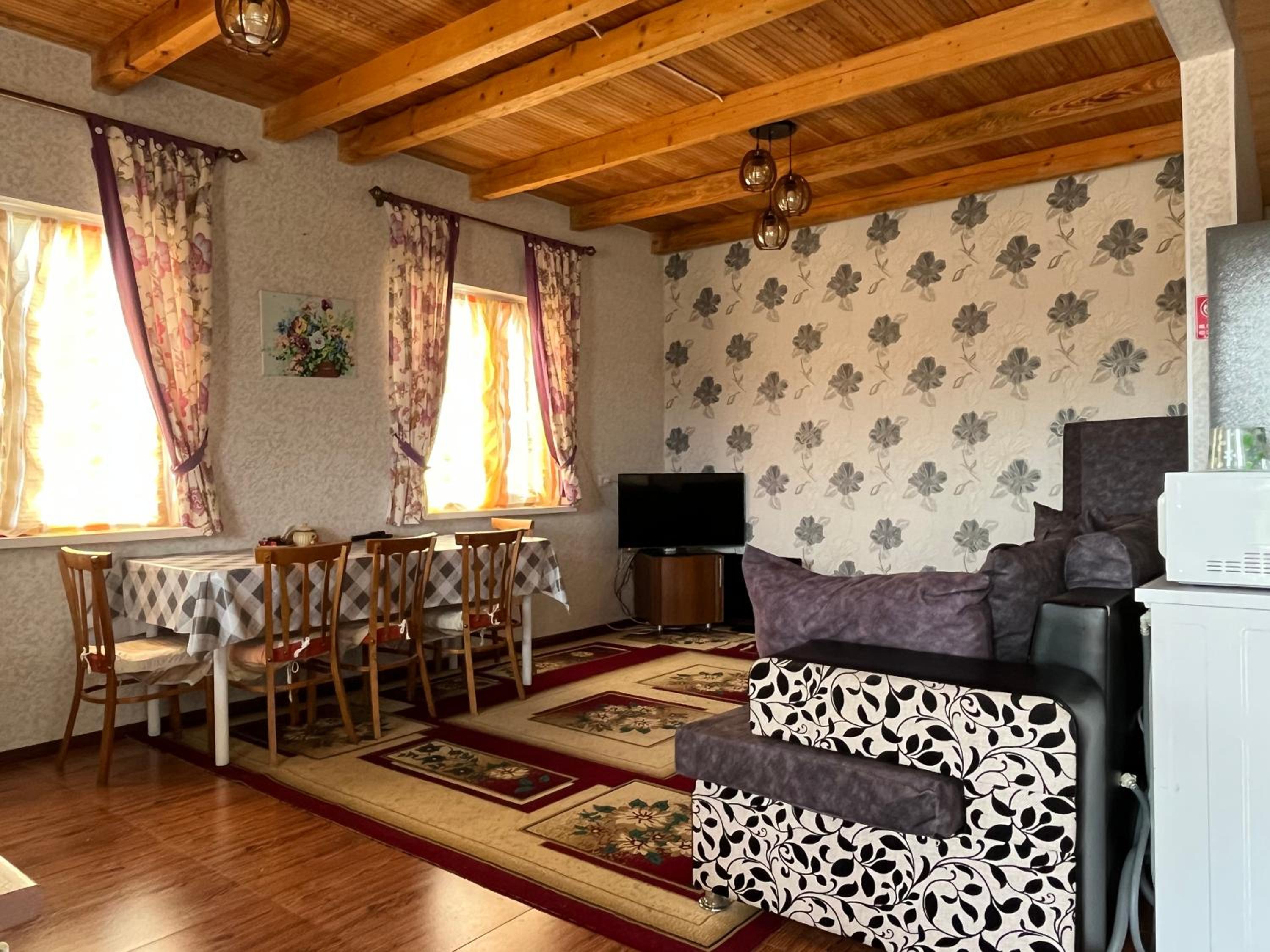 Two-Bedroom House photo 3