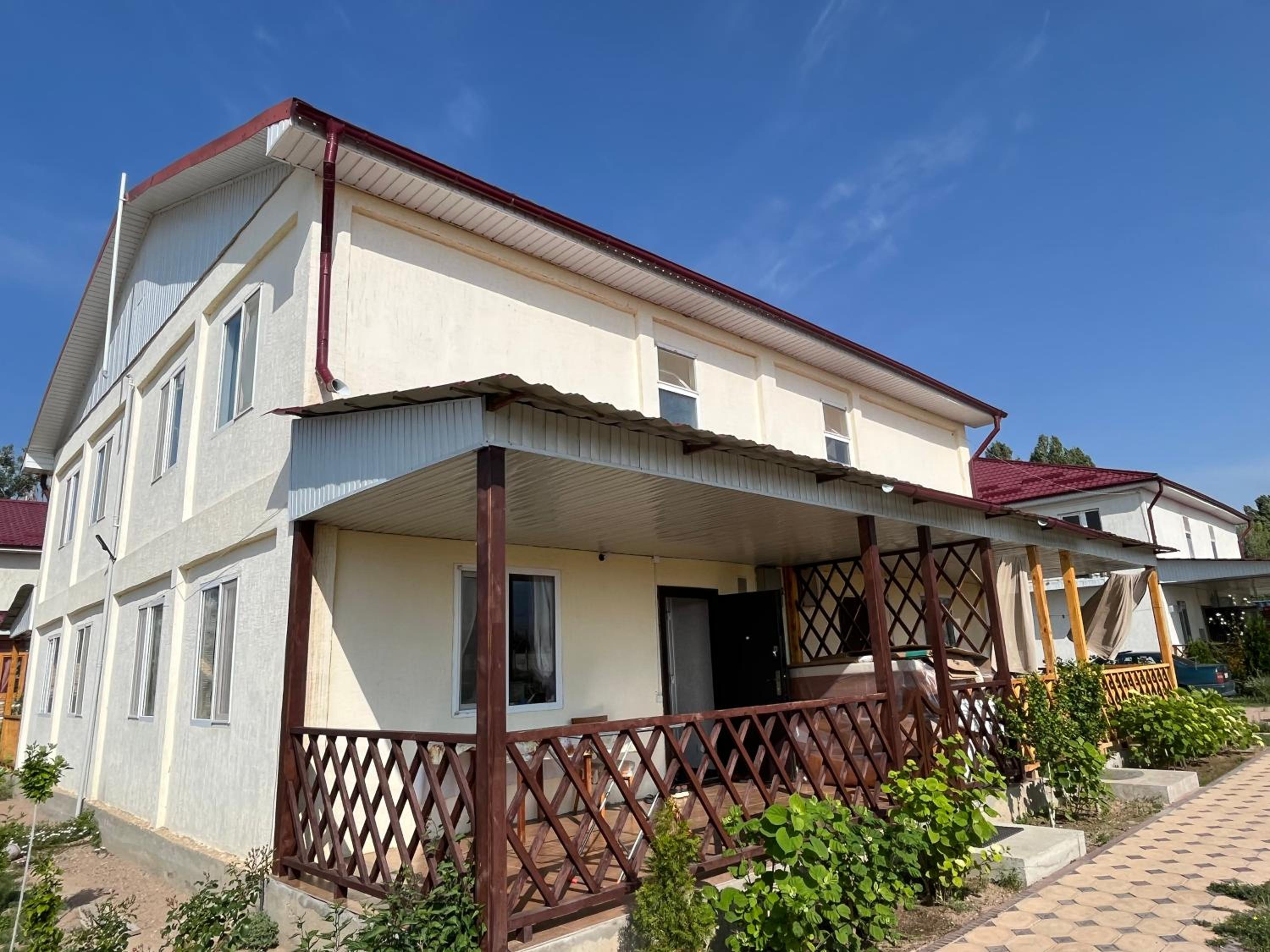 Two-Bedroom House photo 2