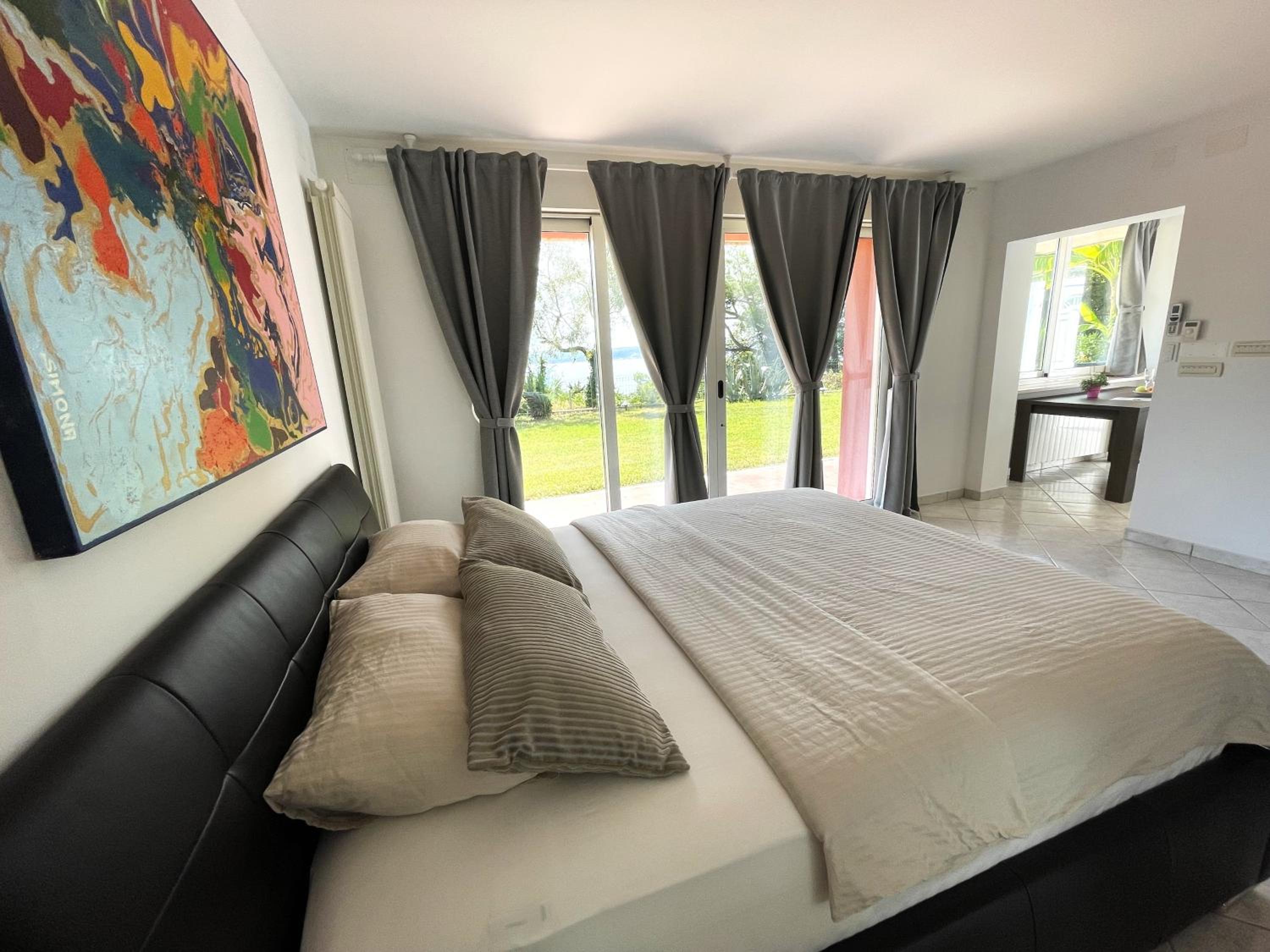 Apartment with Sea View photo 1