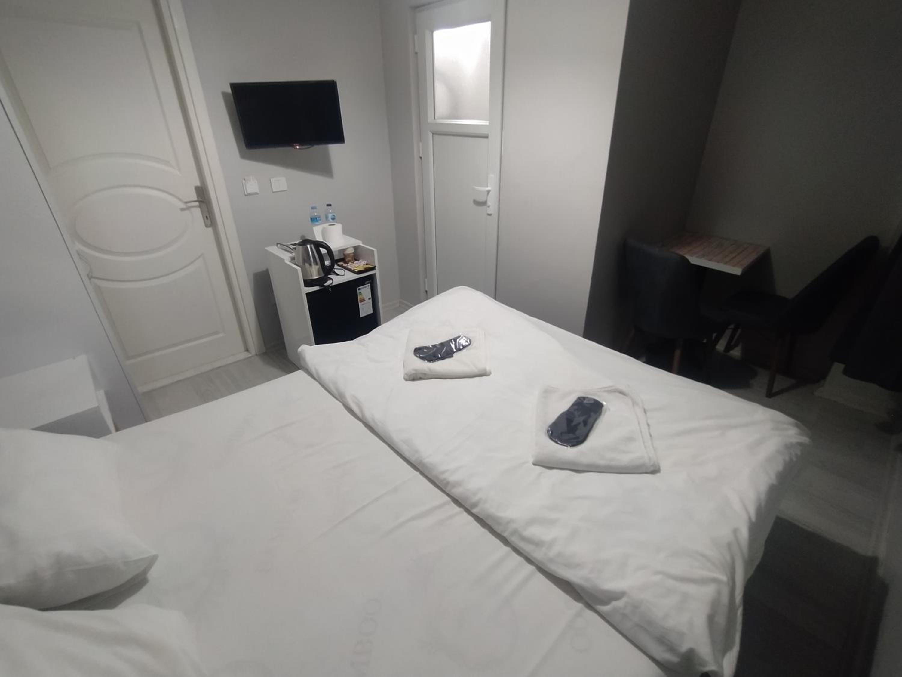 Standard Double Room photo 3