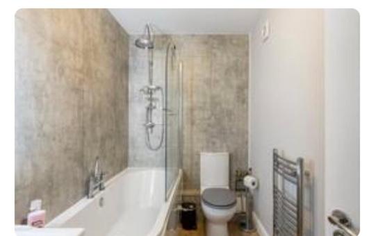 One-Bedroom Apartment - Photo 15