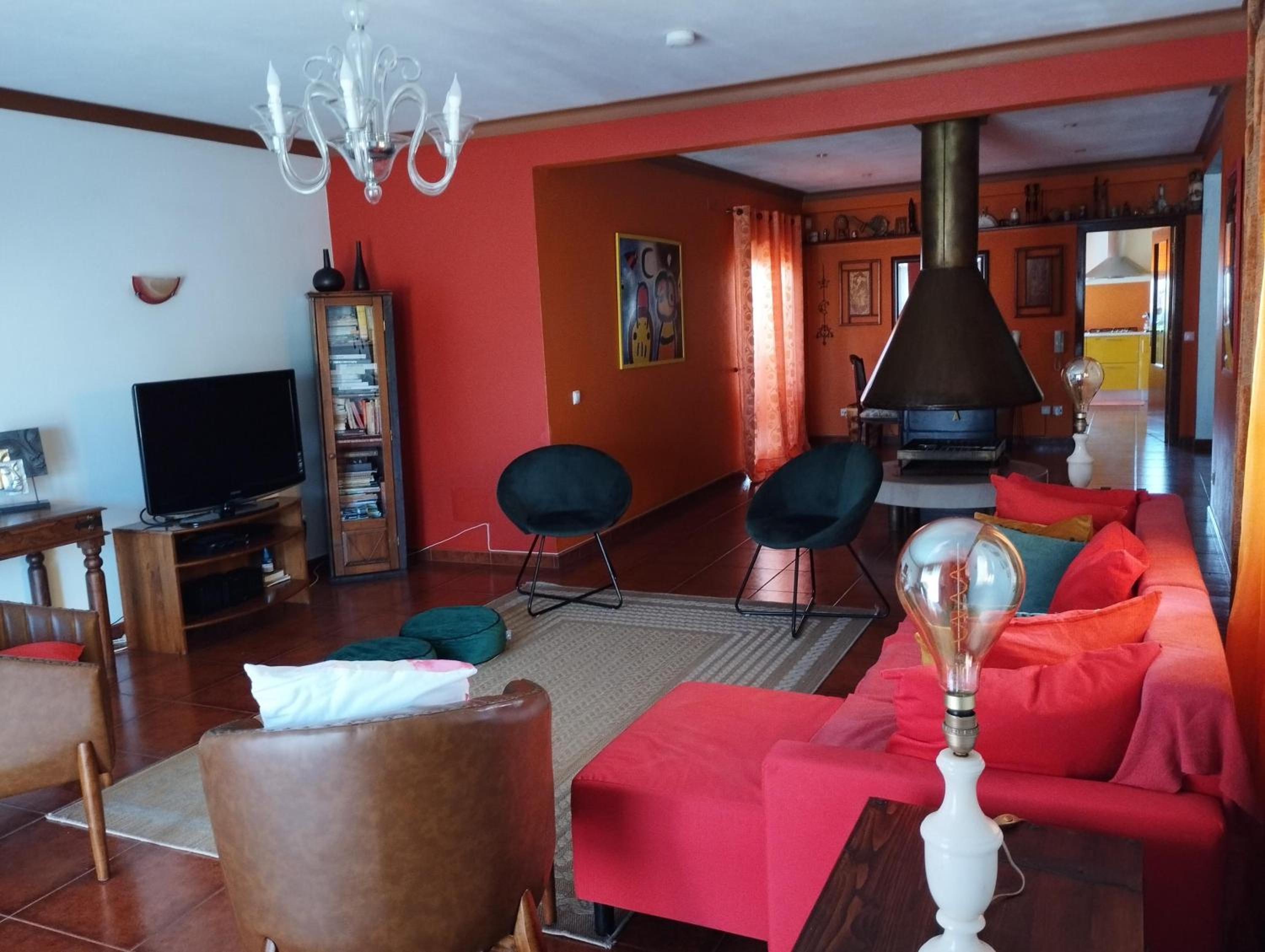 Three-Bedroom Villa photo 2