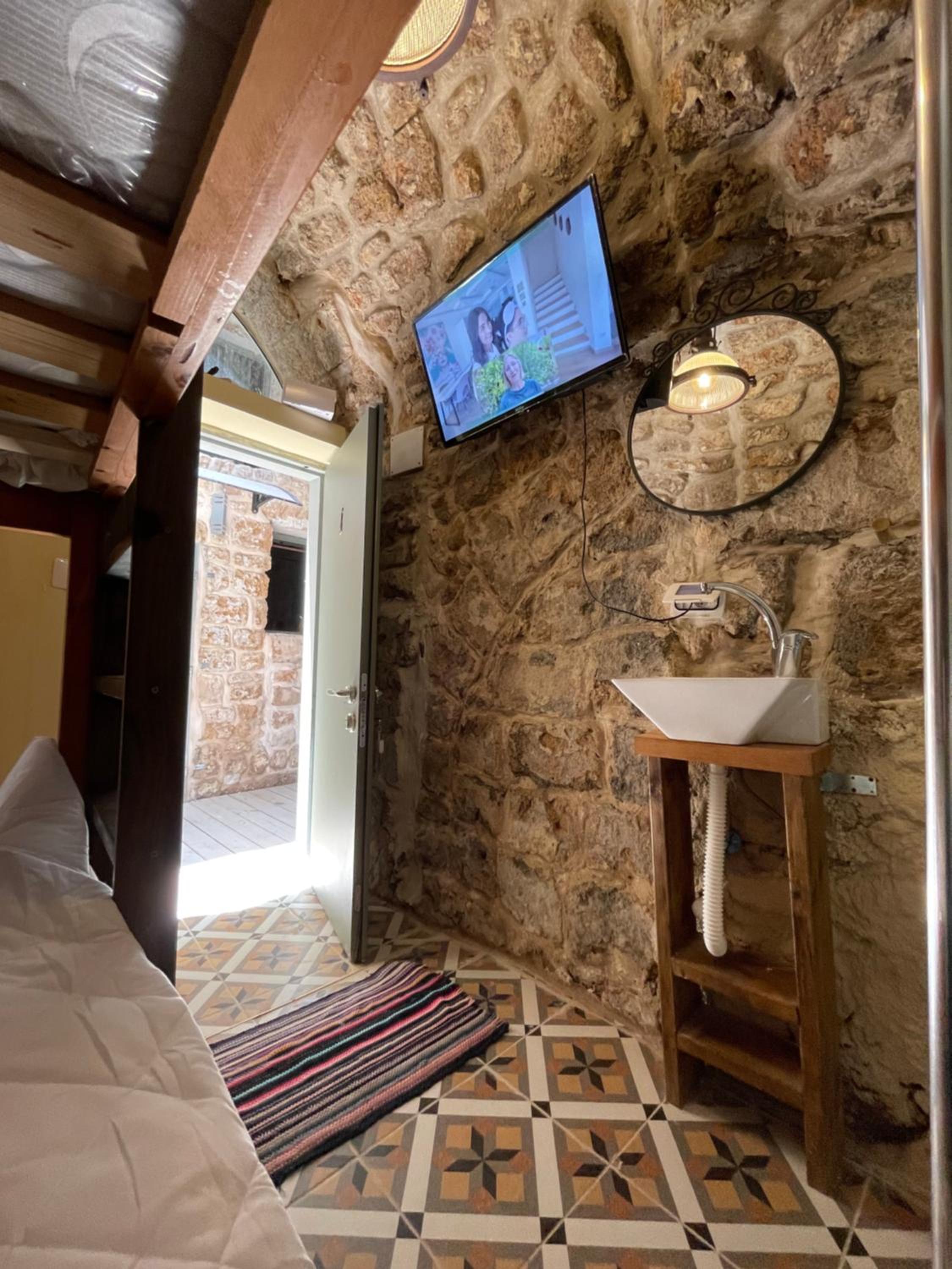 Small Single Room
