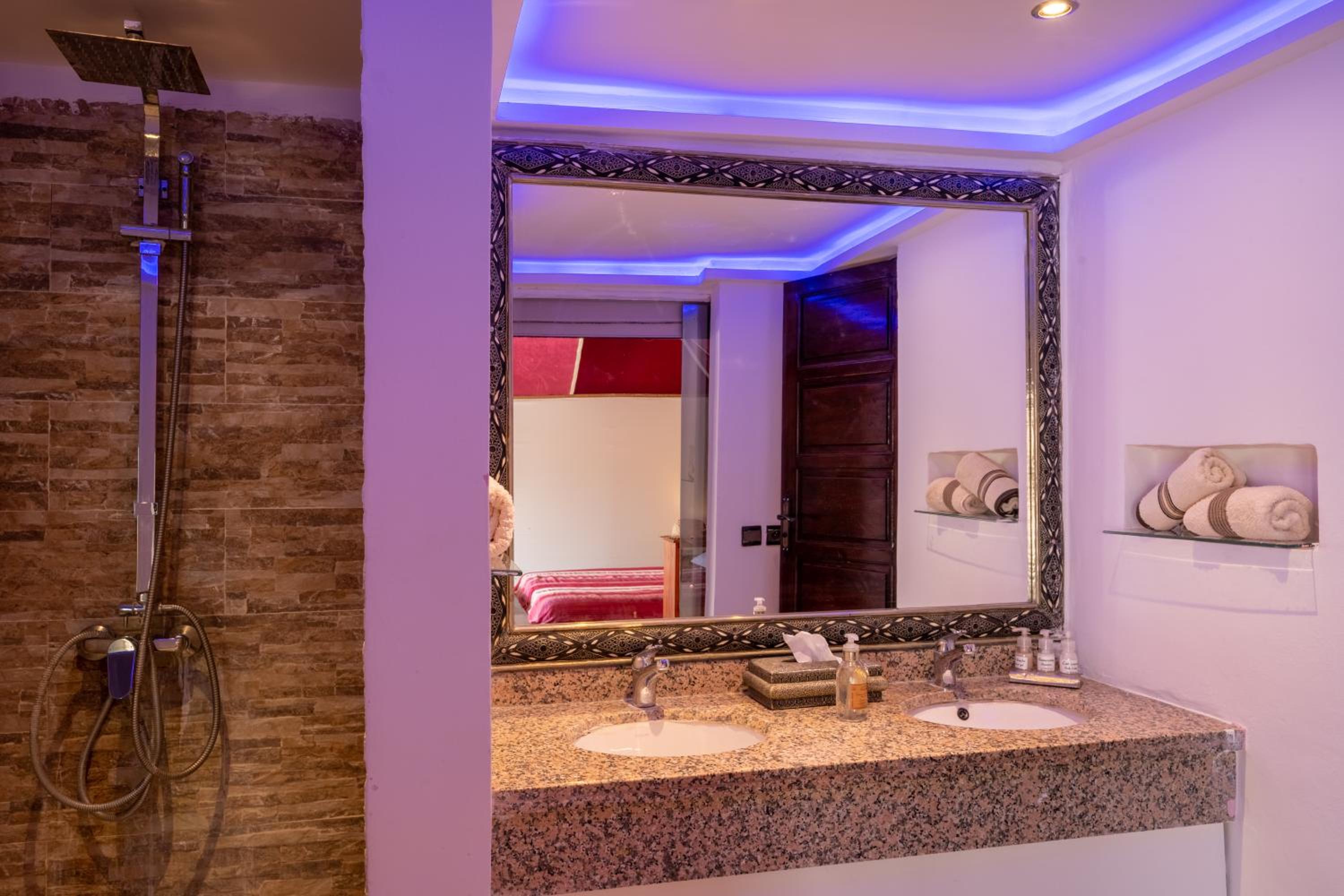 Double Room with Terrace photo 2