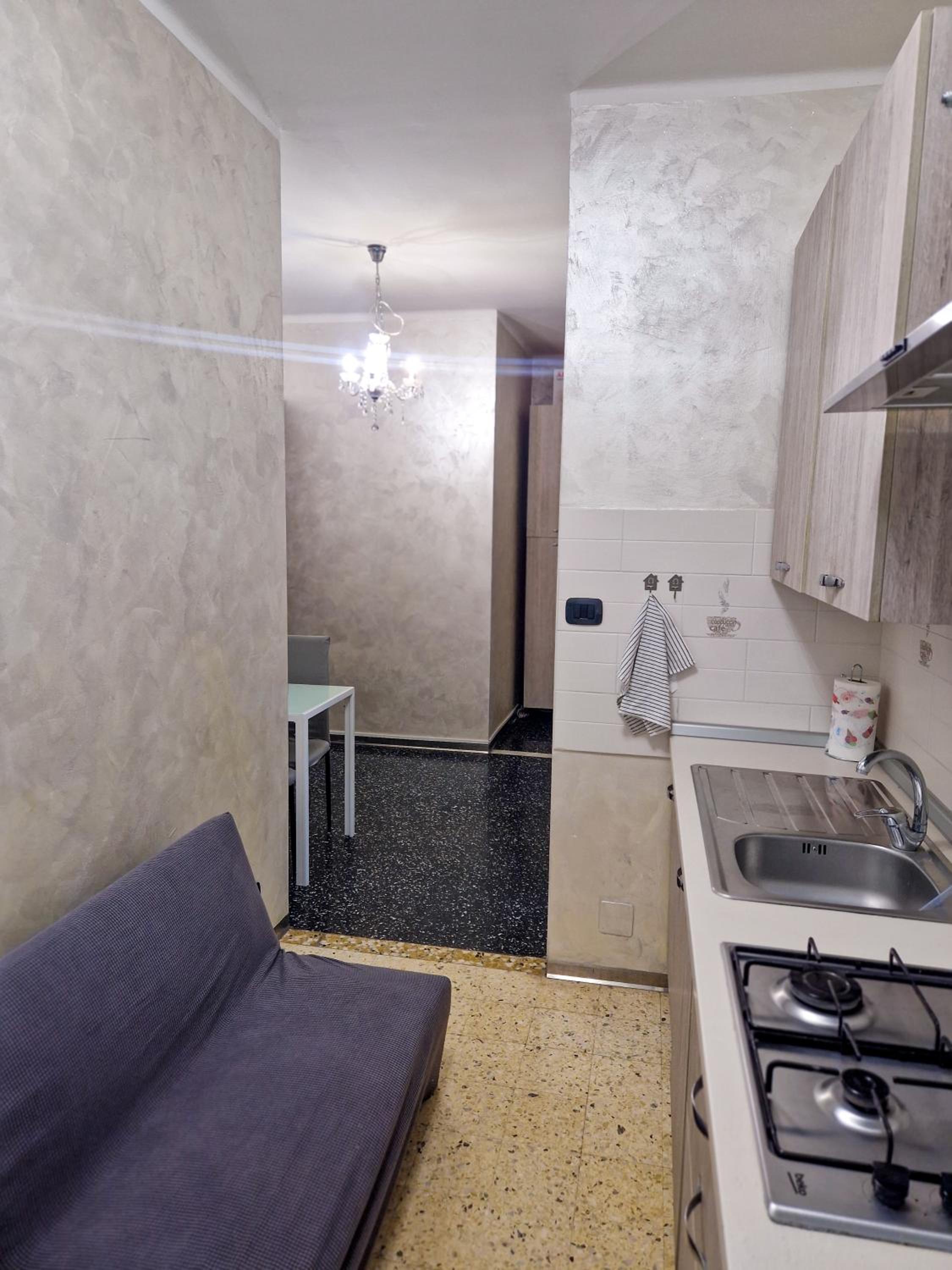 Two-Bedroom Apartment - Photo 3