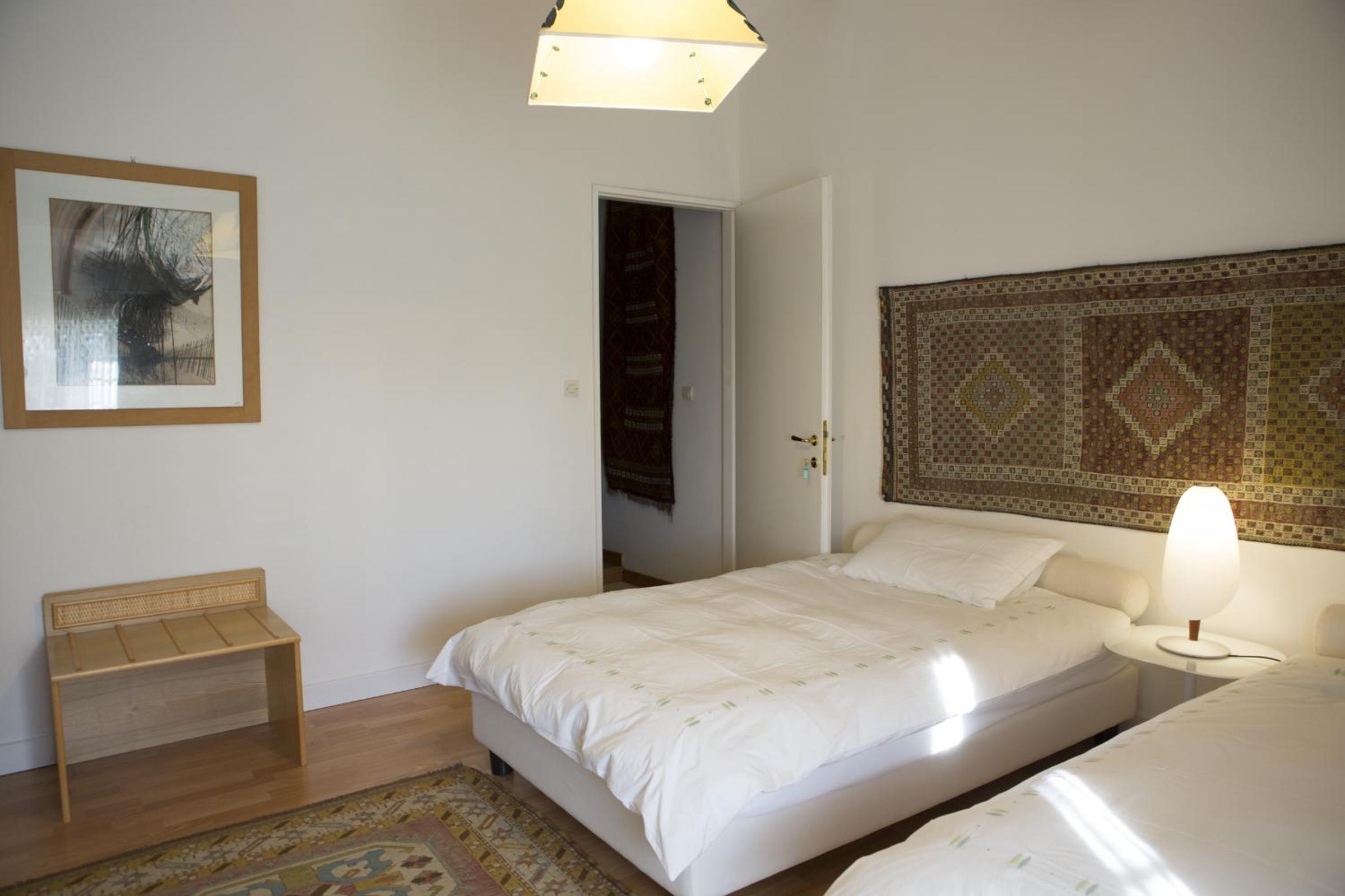 Twin Room - Photo 3