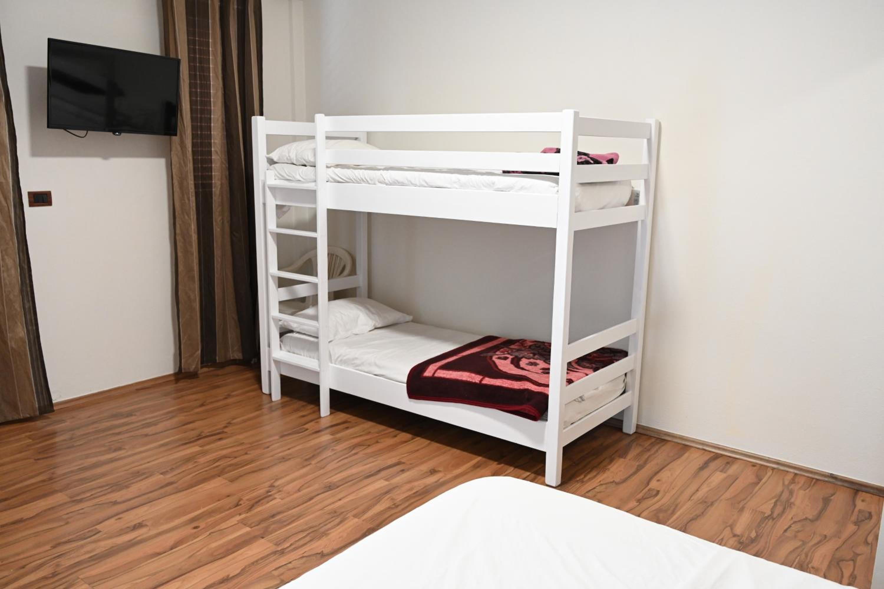 Comfort Quadruple Room photo 3
