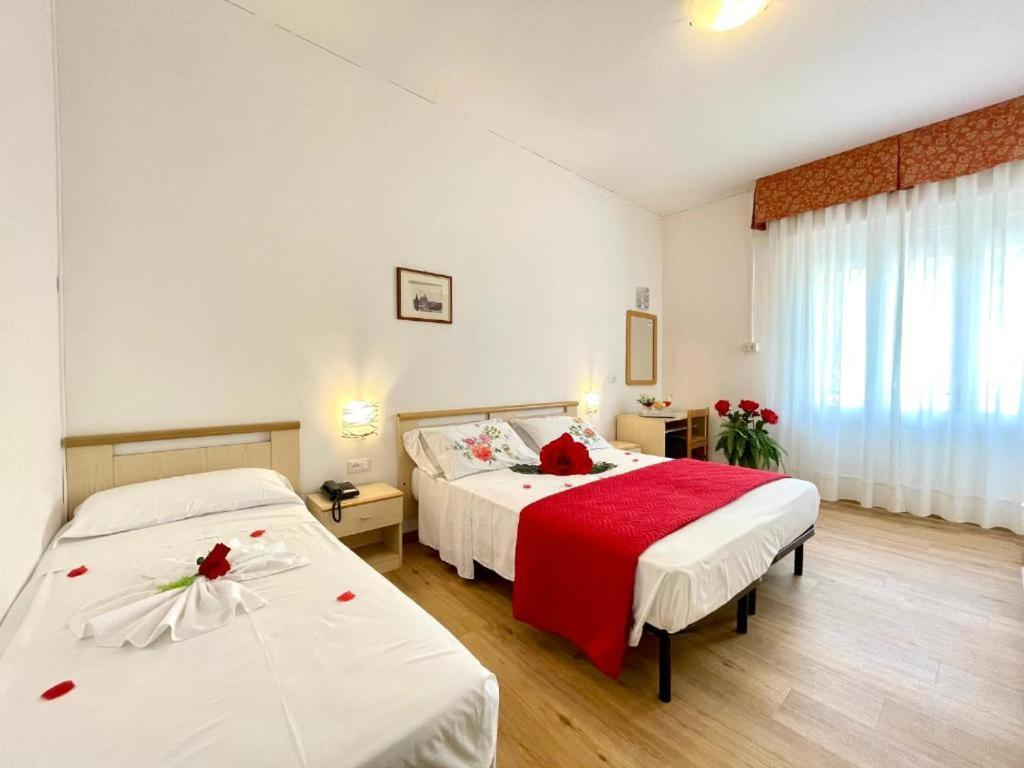 Triple Room with Parking - Photo 3