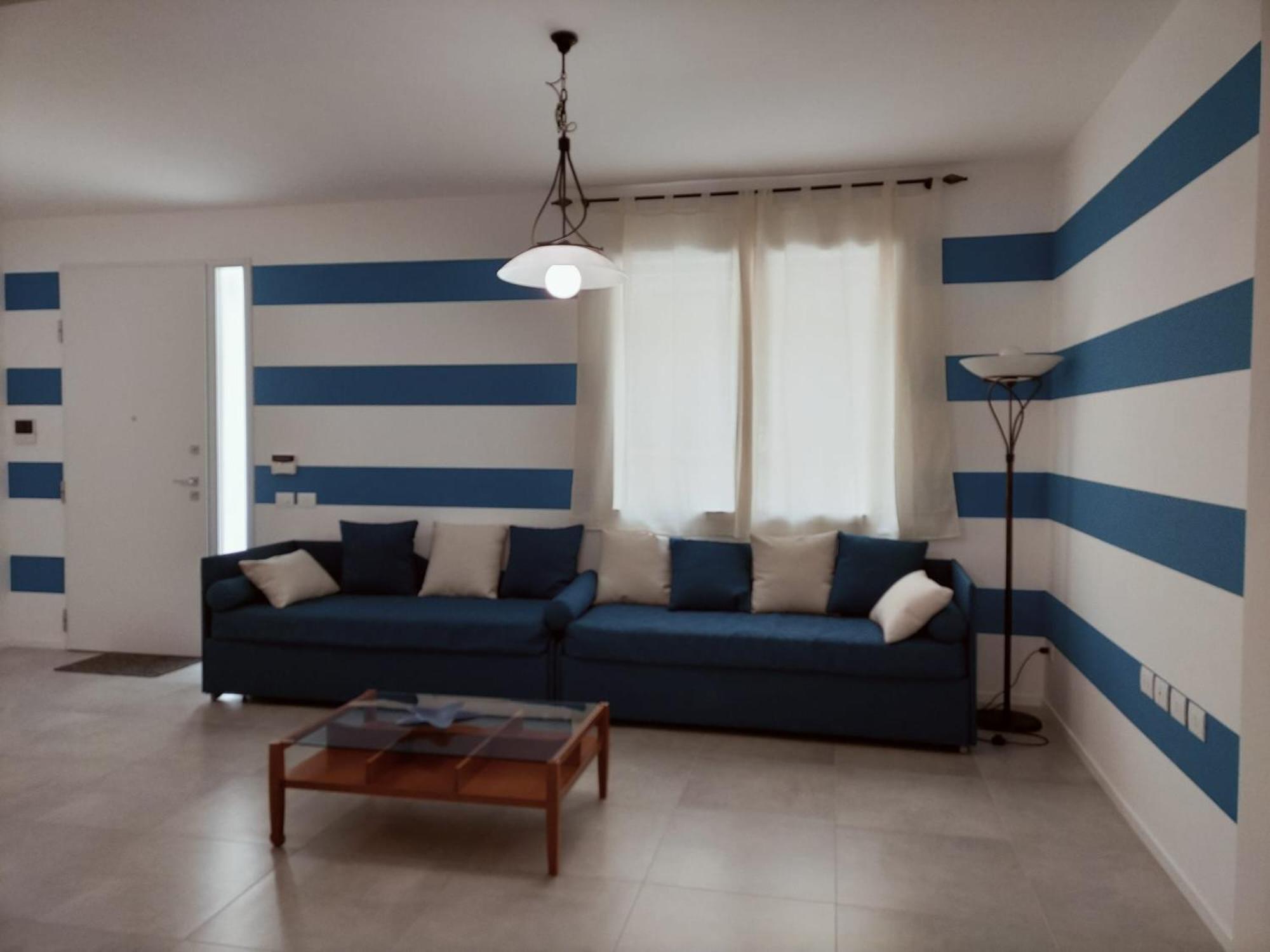 Apartment With Garden View