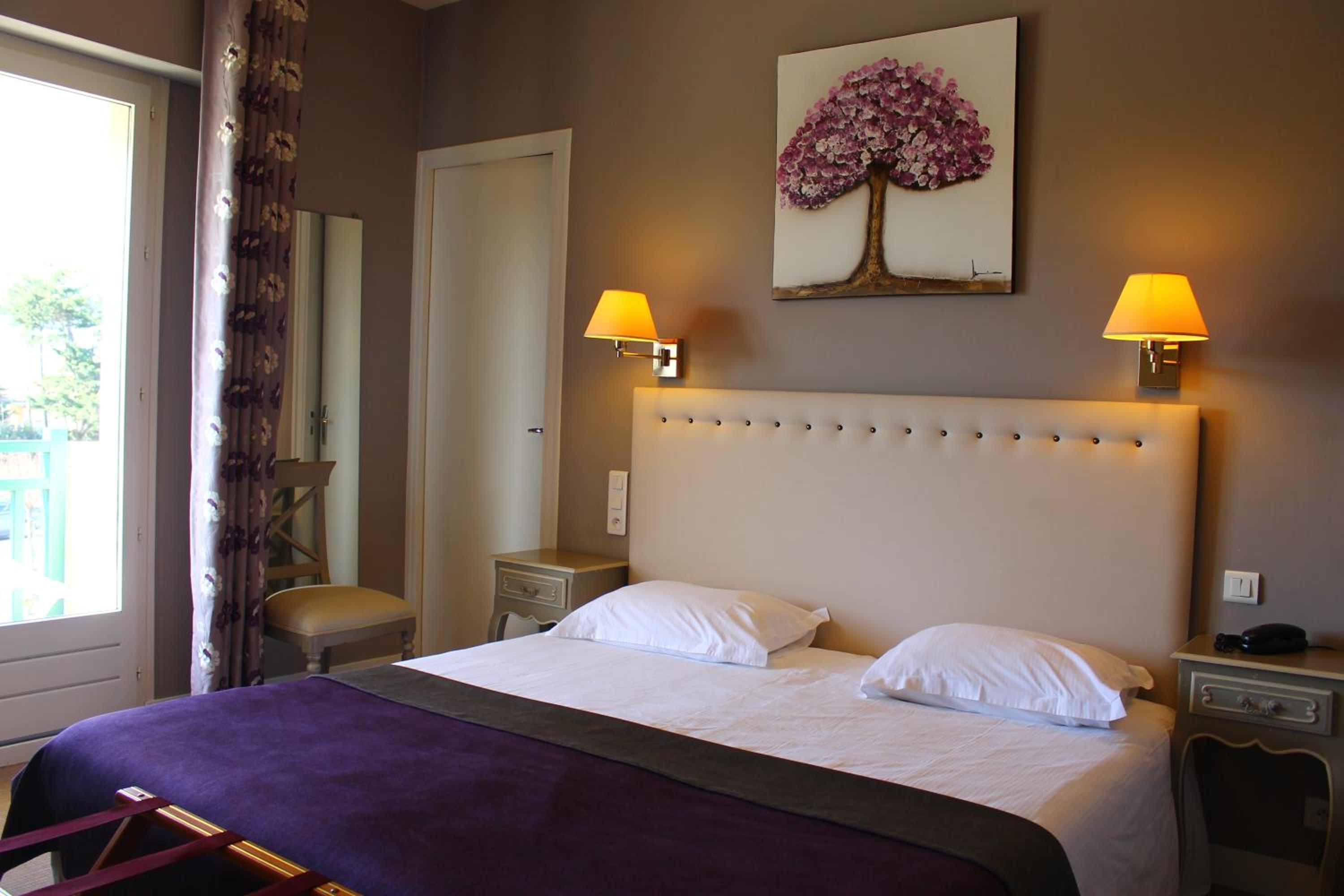 Double Room with Balcony photo 3