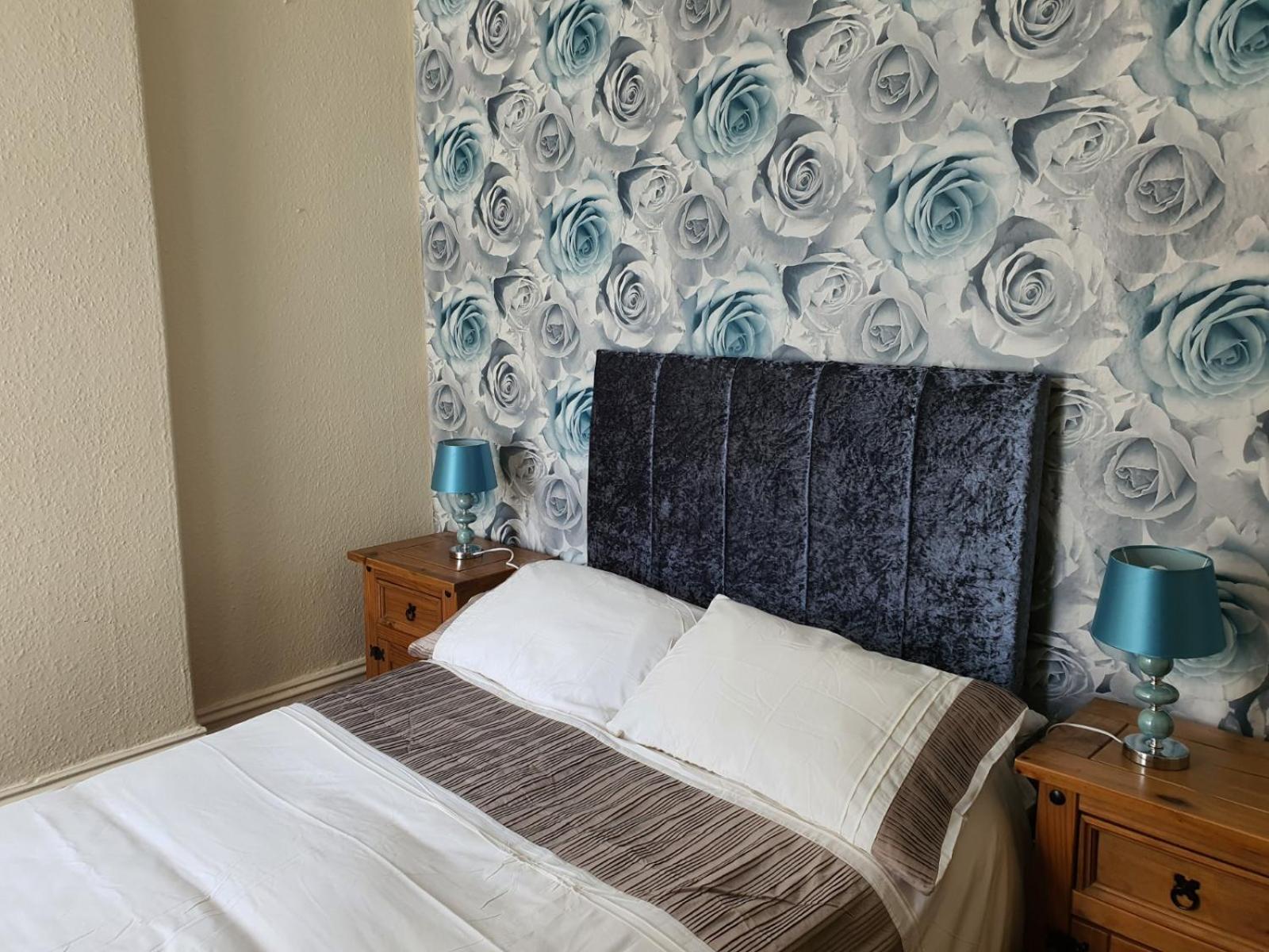 Double Room - Photo 3
