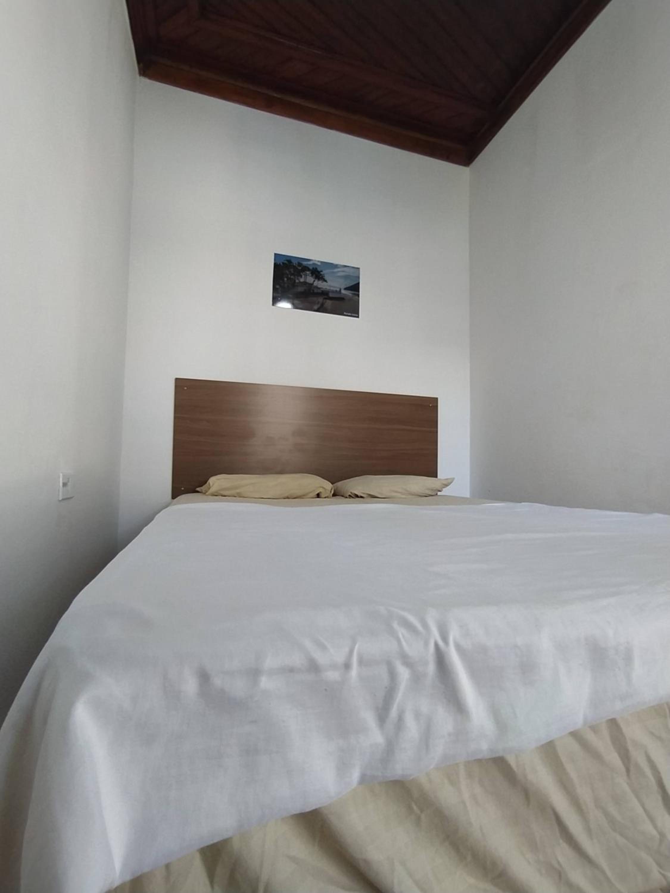 Standard Double Room - Photo 7