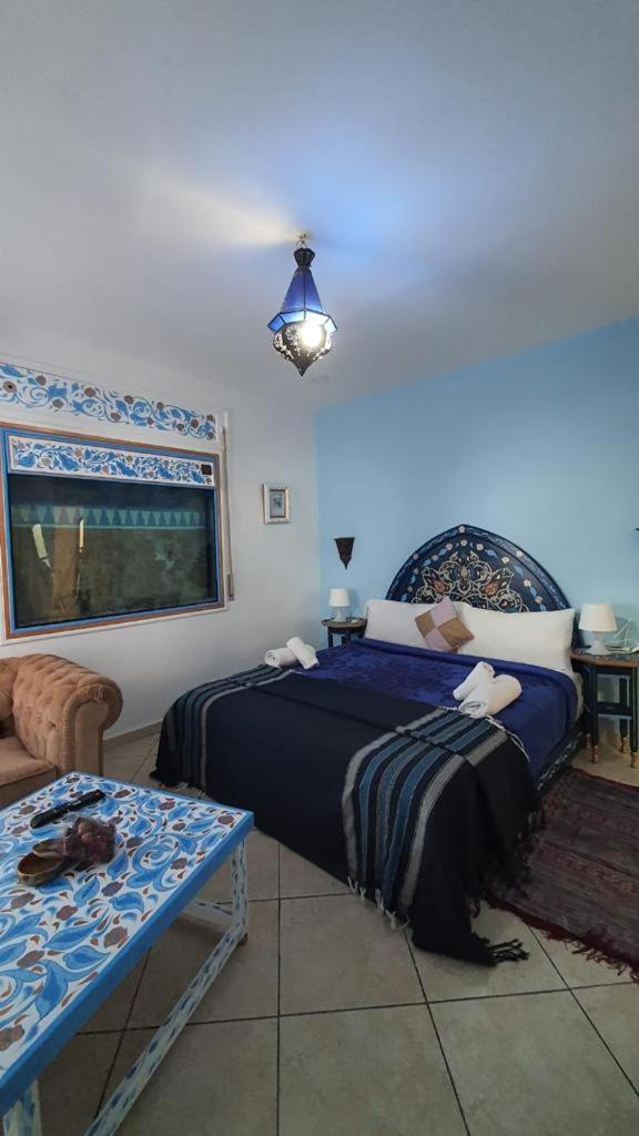 Double Room with Balcony (2 Adults + 1 Child) - Photo 4