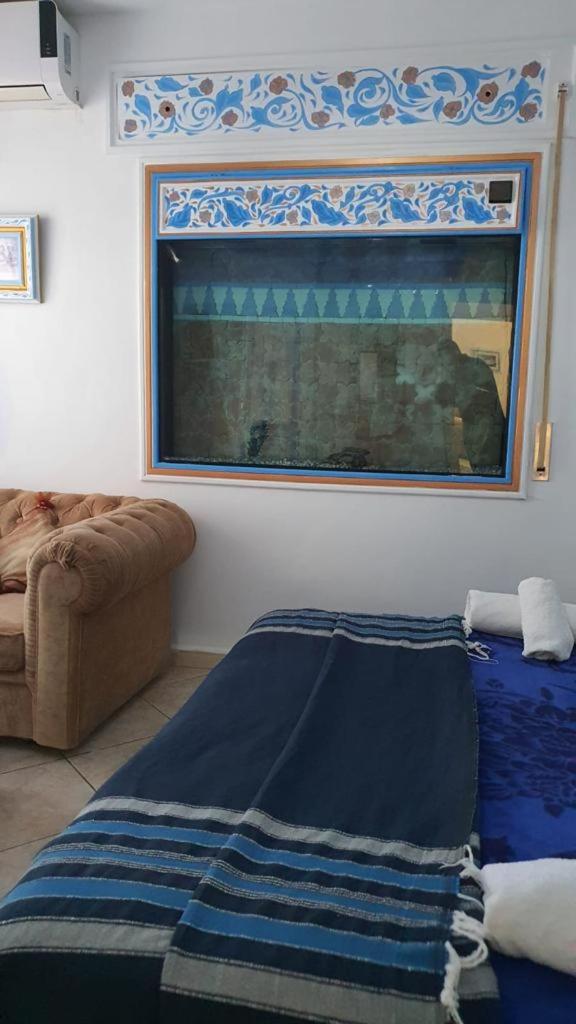 Double Room with Balcony (2 Adults + 1 Child) - Photo 9