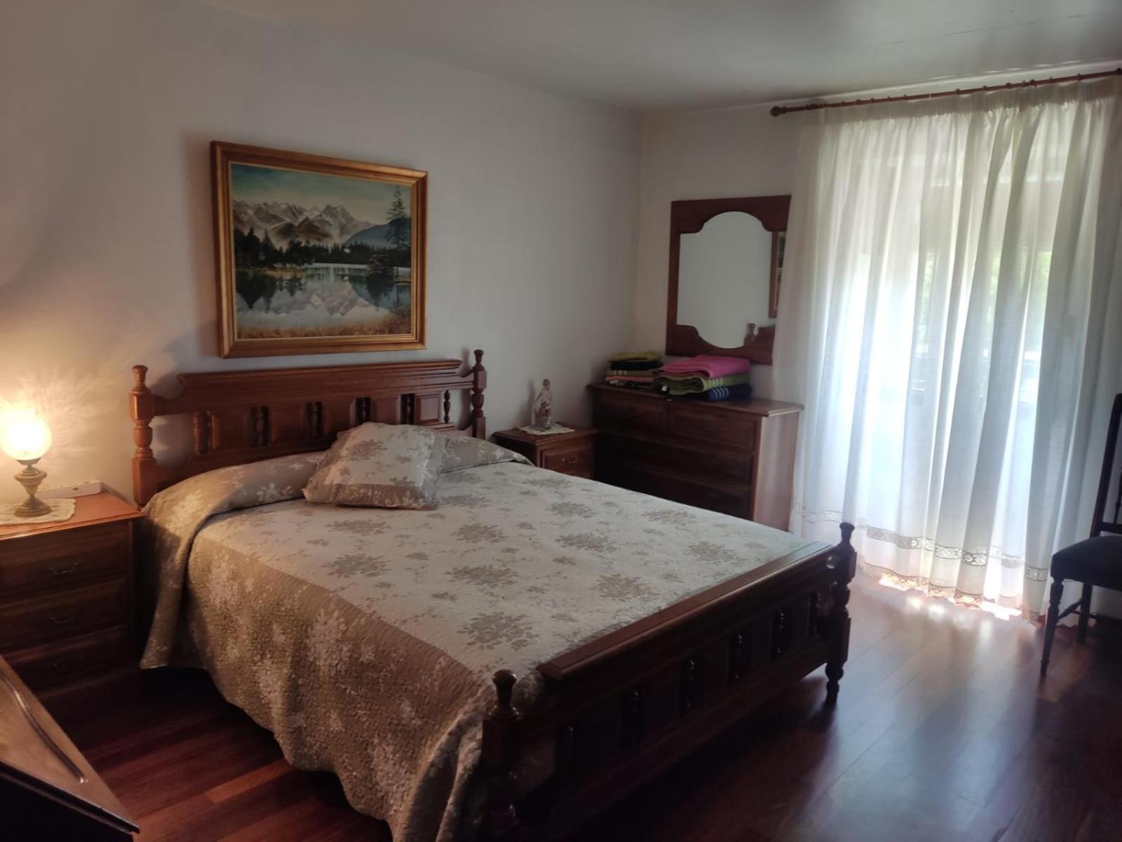 Casa de cuatro habitaciones