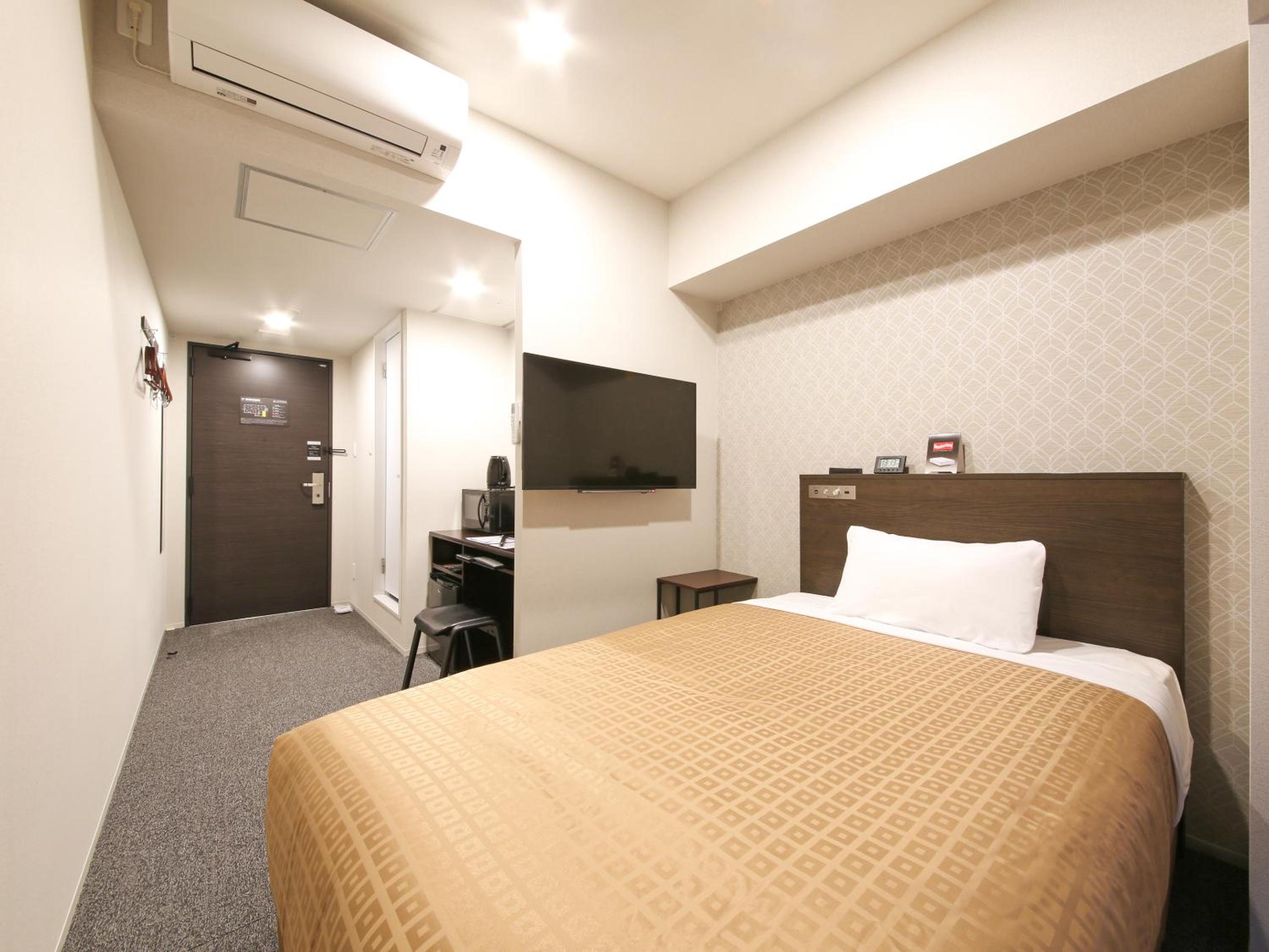 Double Room with Small Double Bed -Non-Smoking - Photo 3