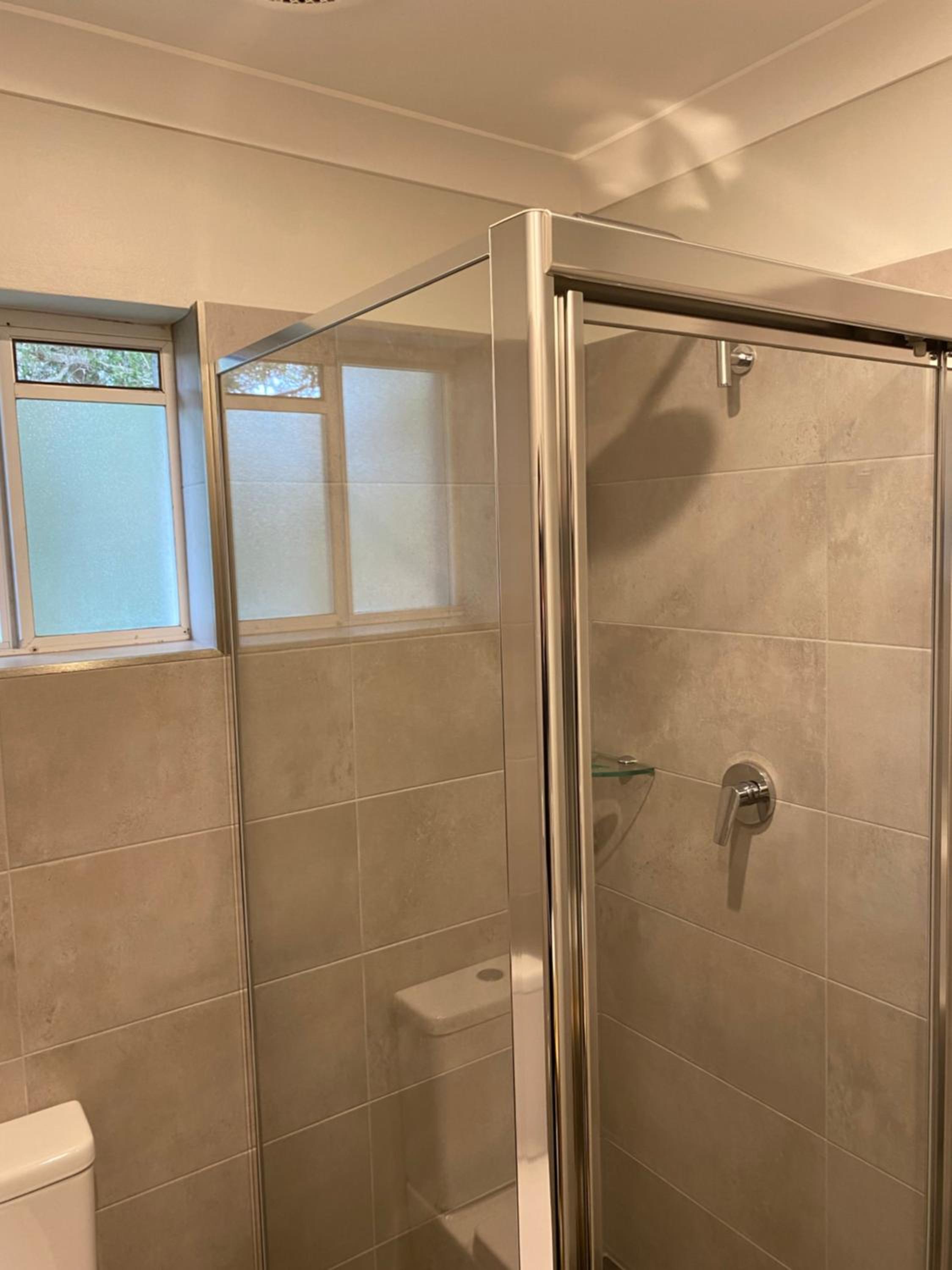 Standard Twin Room - Photo 2