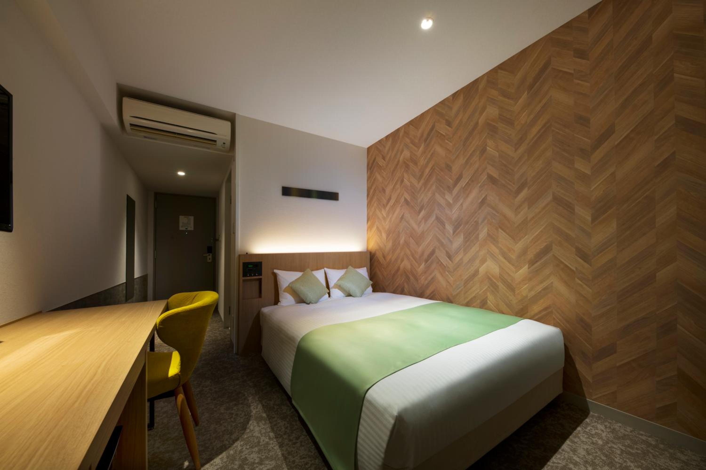【Short Stay】Double Room - Non-Smoking (17:00 Check in) photo 1