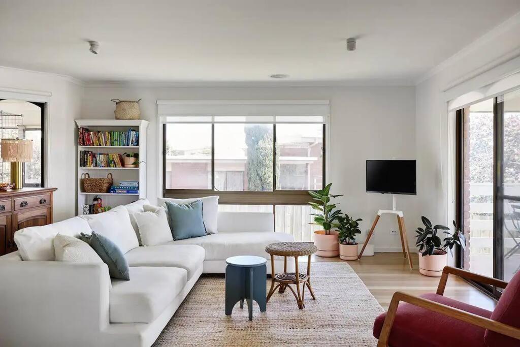 Three-Bedroom House photo 1