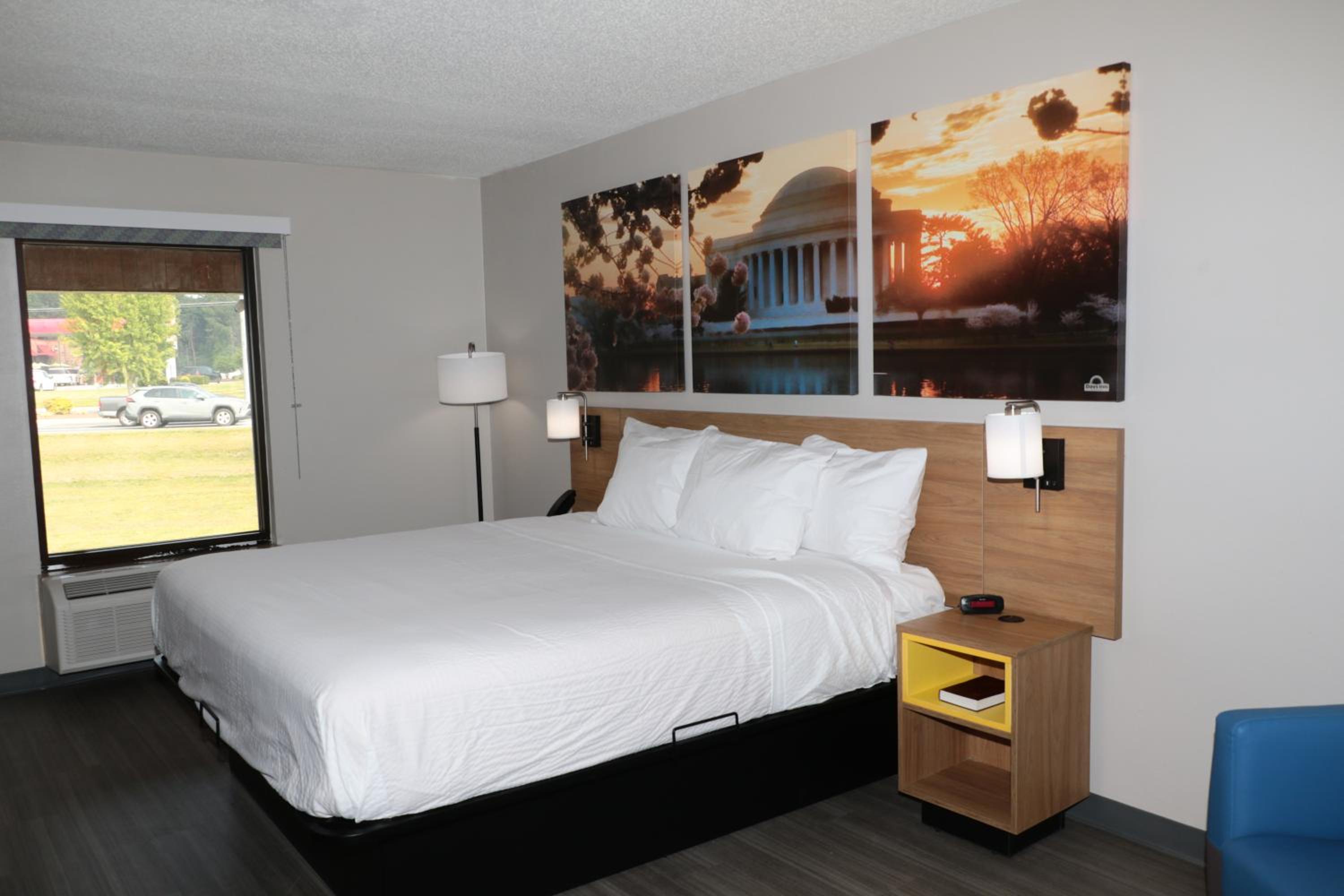 King Room - Second Floor/Non-Smoking - Photo 1
