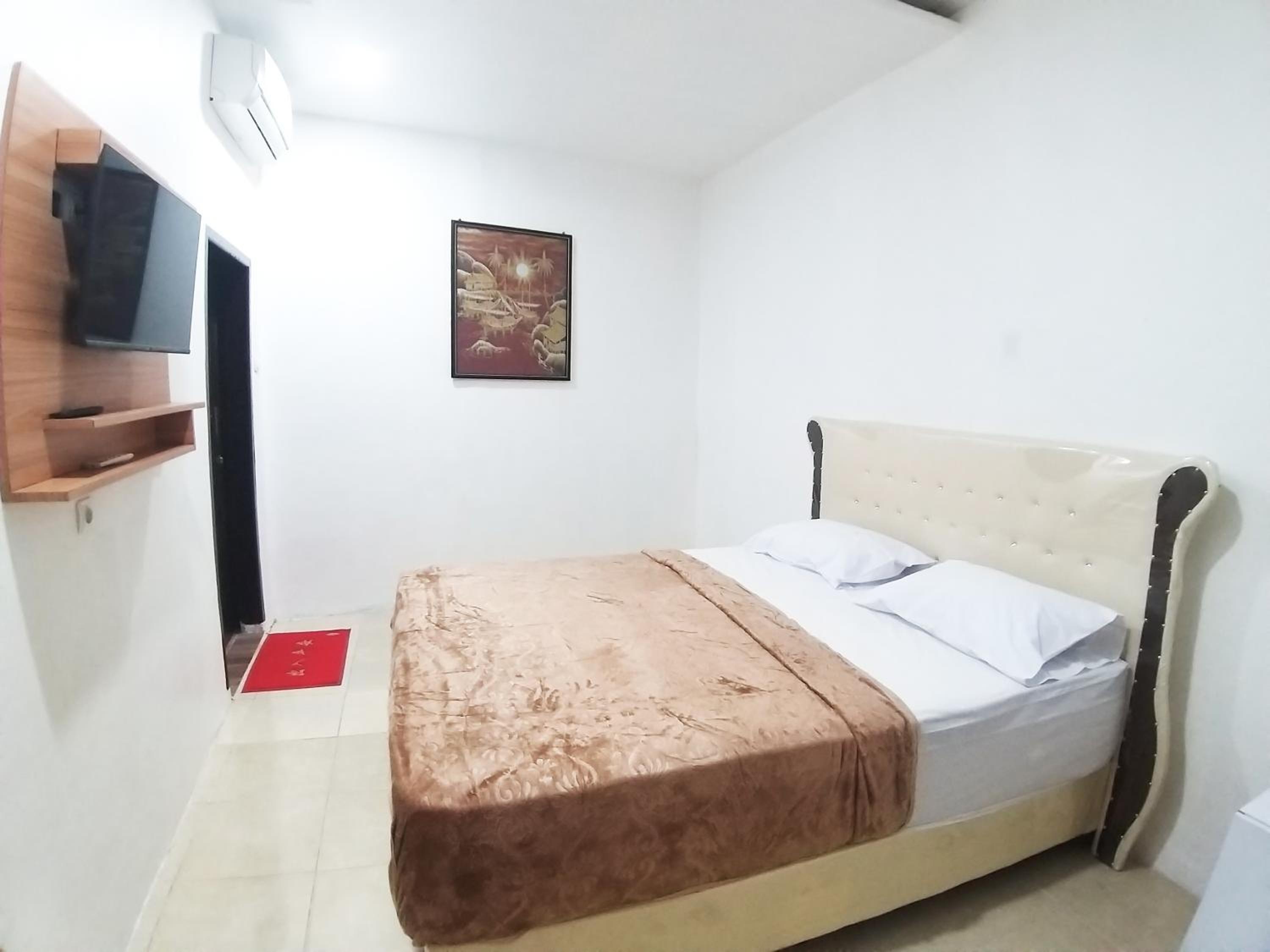 Deluxe King Room photo 3