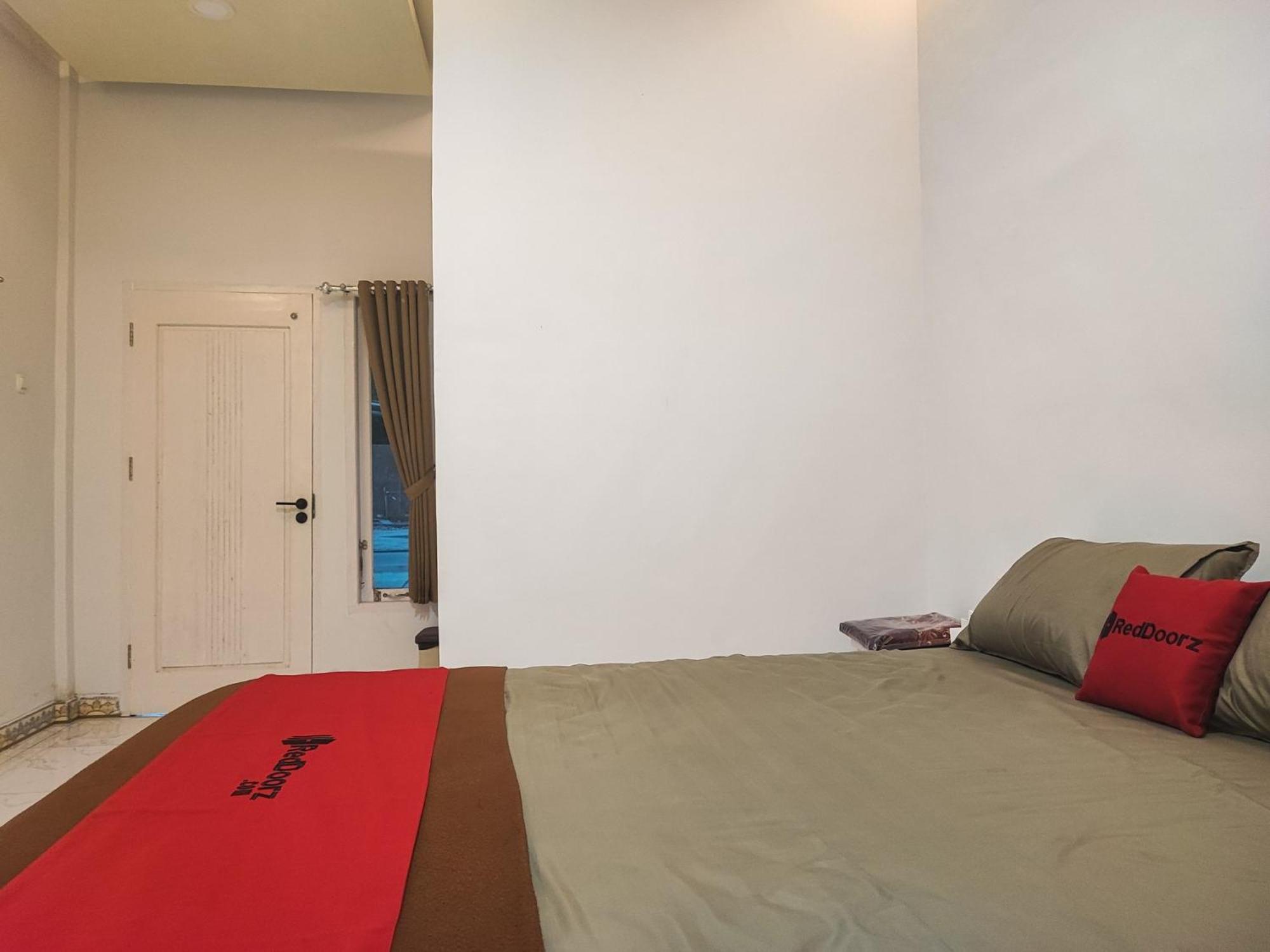 Twin Room - Photo 2