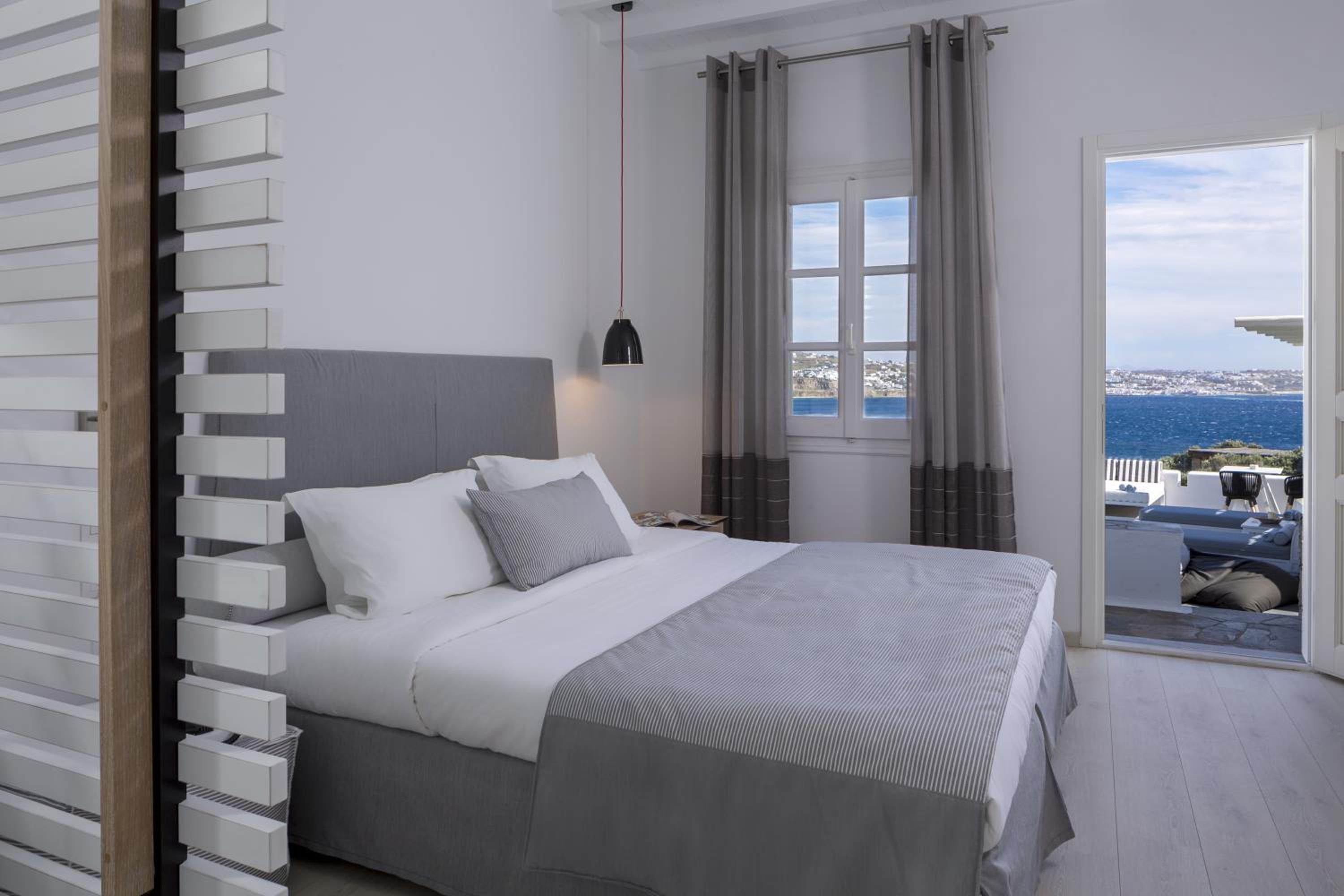 Superior Double Room with Sea View - Photo 4