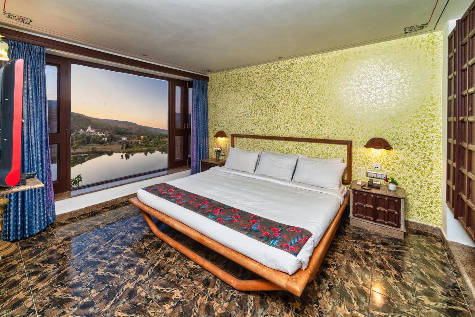 Suite with Terrace - Photo 1