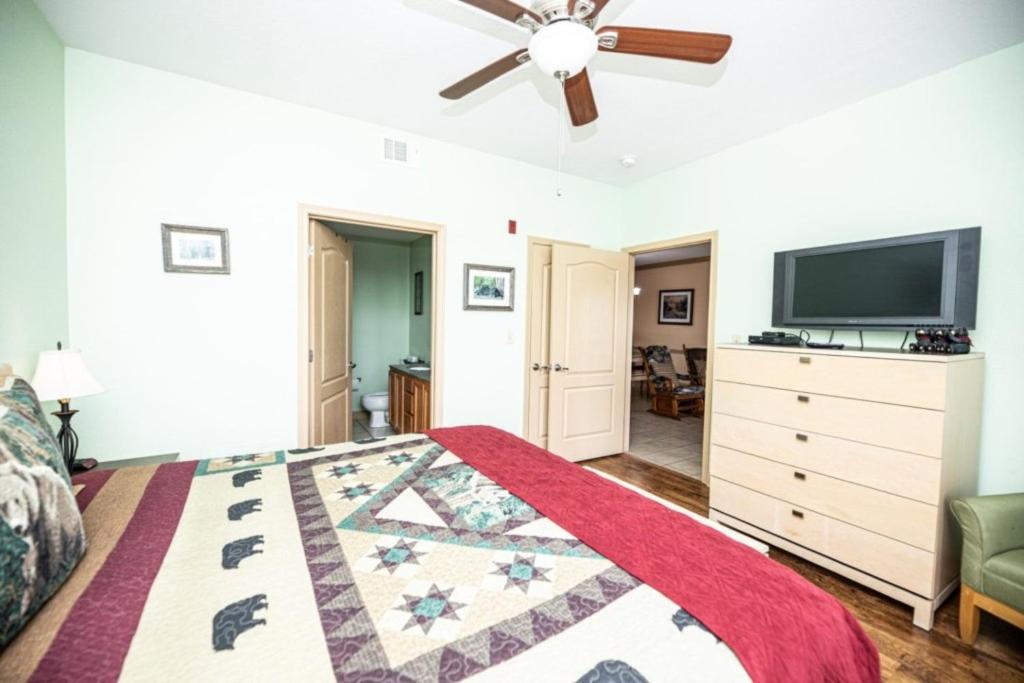 Two-Bedroom Condo - Photo 28