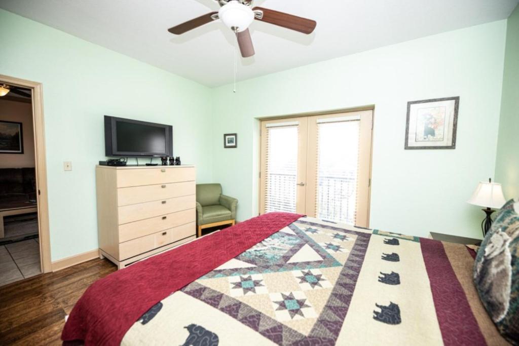 Two-Bedroom Condo - Photo 26