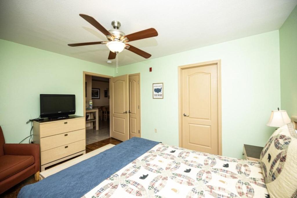 Two-Bedroom Condo - Photo 5