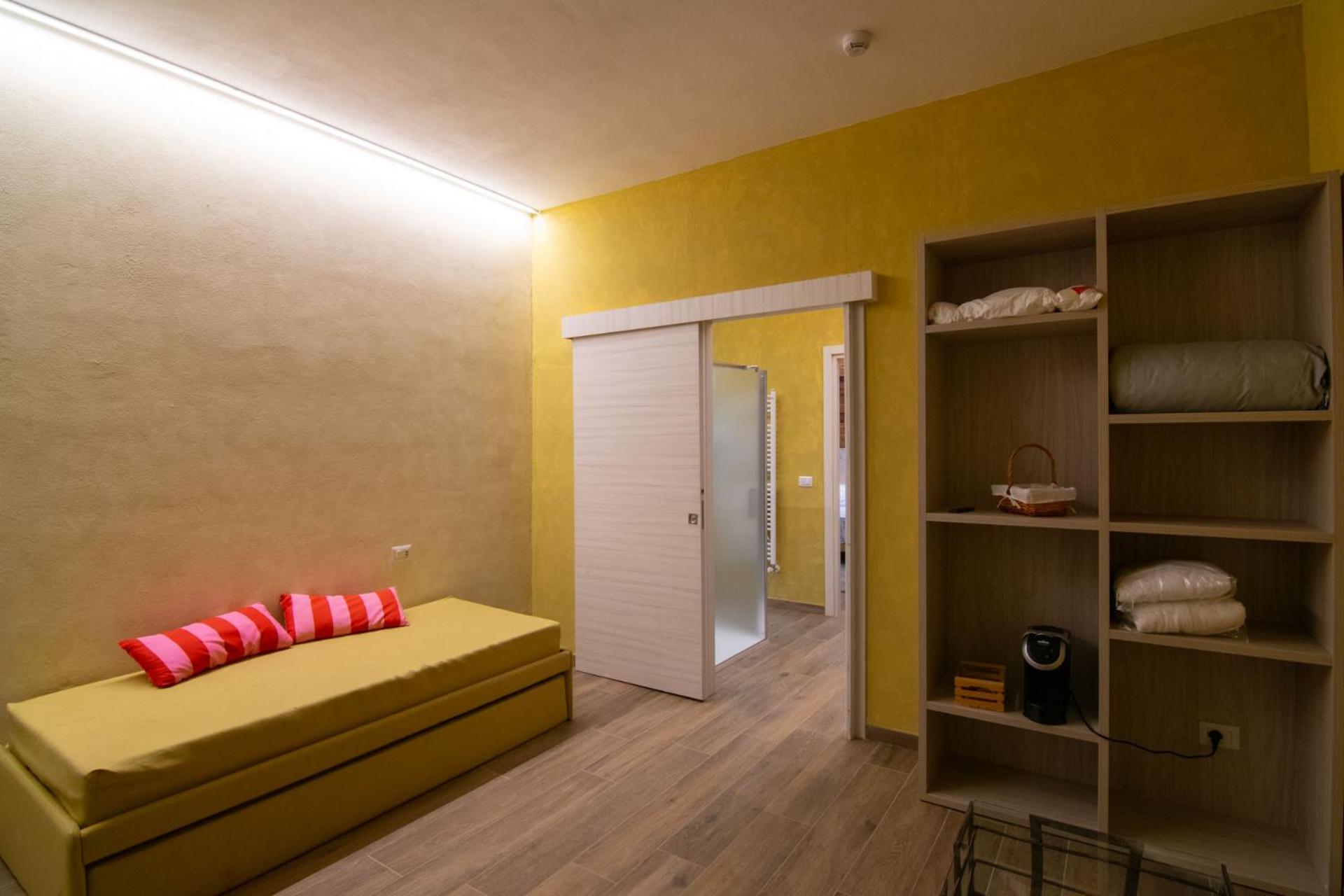 King Suite with Spa Bath photo 2